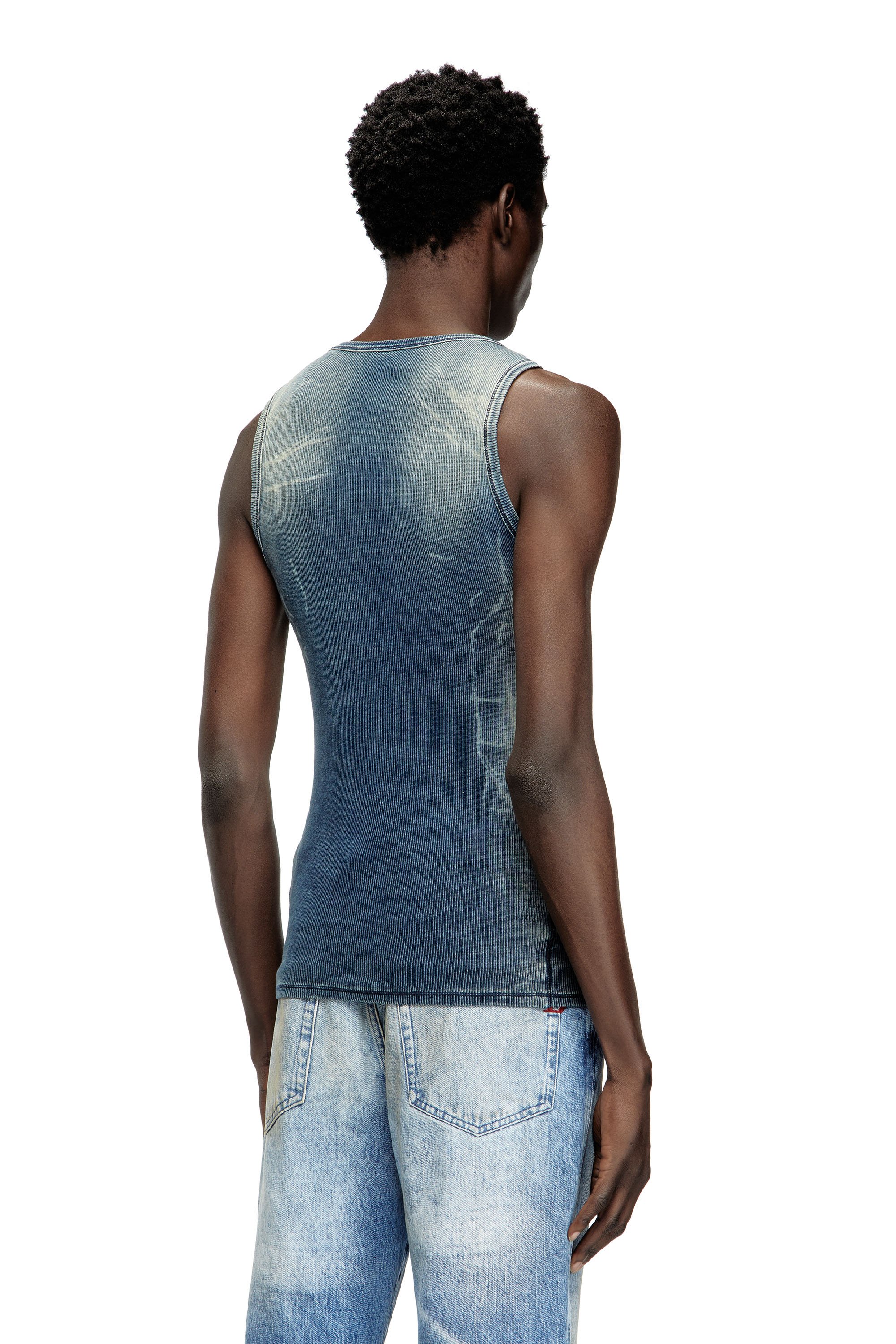 Diesel - T-GO, Camiseta de canalé con efecto trampantojo en denim Unisex in Azul marino - 5