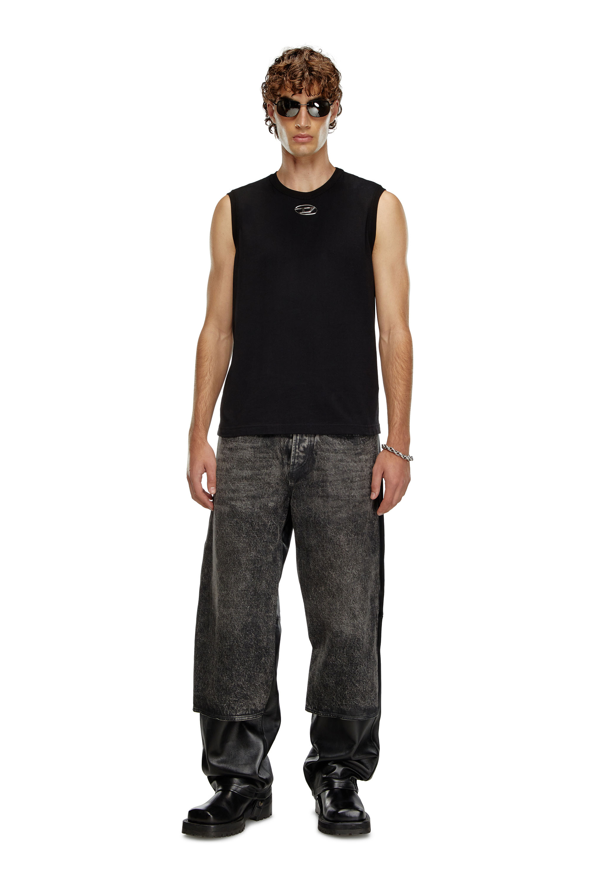 Diesel - T-BISCO-OD, Hombre Camiseta sin mangas con Oval D moldeado por inyección in Negro - Image 2