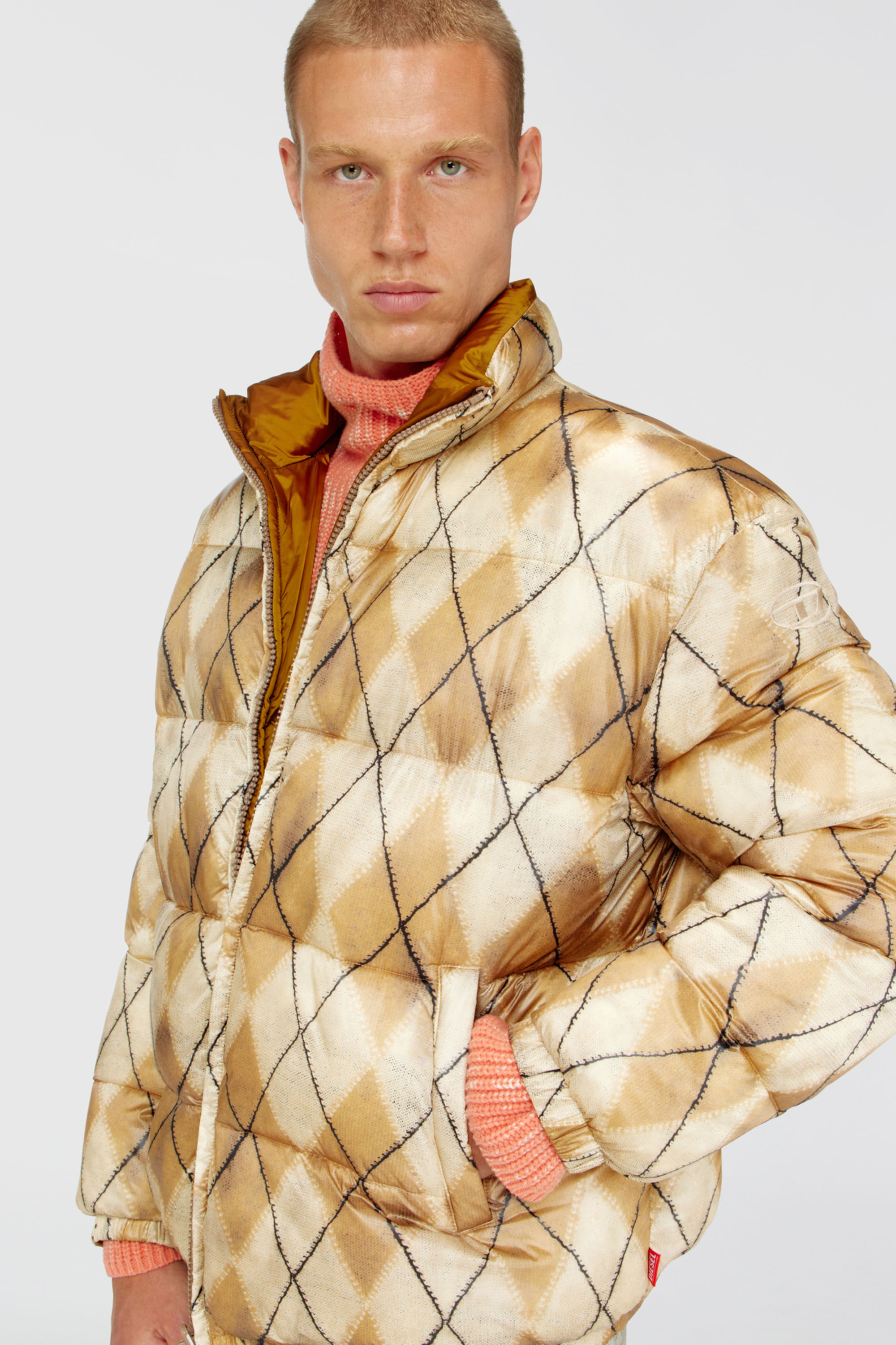 Diesel - W-BOURB-DLCK, Chaqueta puffer reversible con estampado argyle Hombre in Multicolor - 5