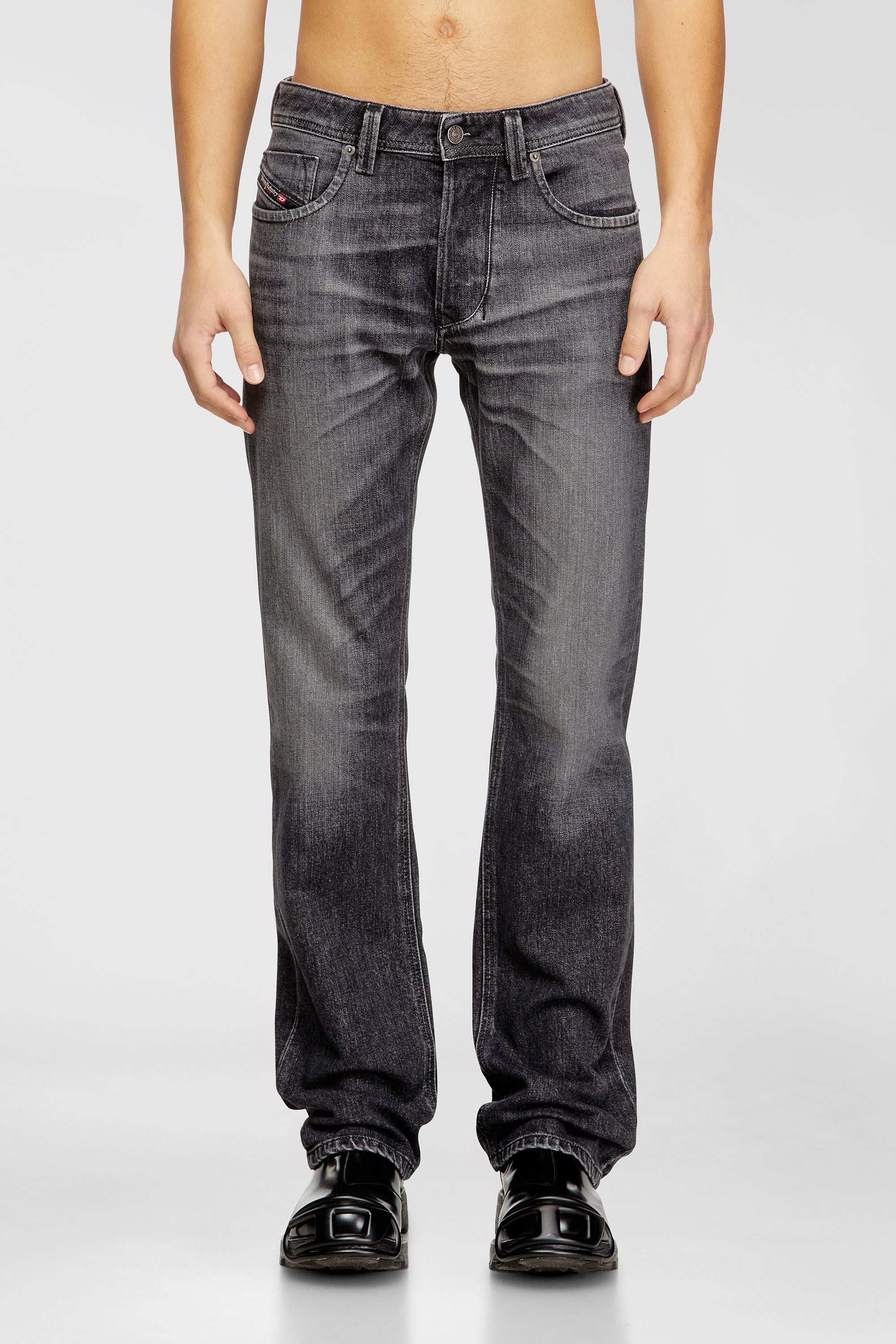 Diesel - Regular Jeans 1985 Larkee 09N49 Hombre, Gris - 1