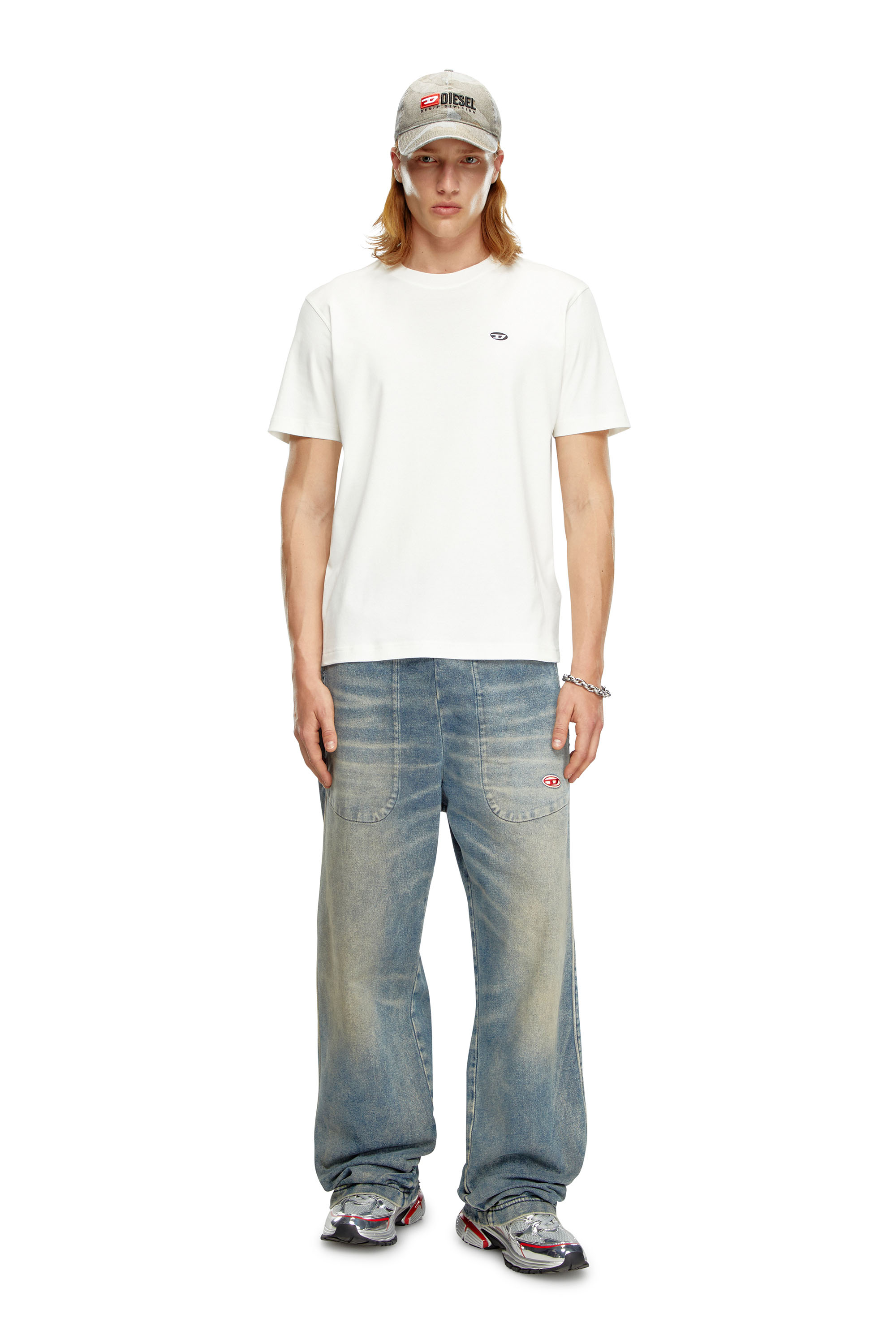 Diesel - T-ADJUST-DOVAL-PJ, Camiseta con parche oval D Hombre in Blanco - 2