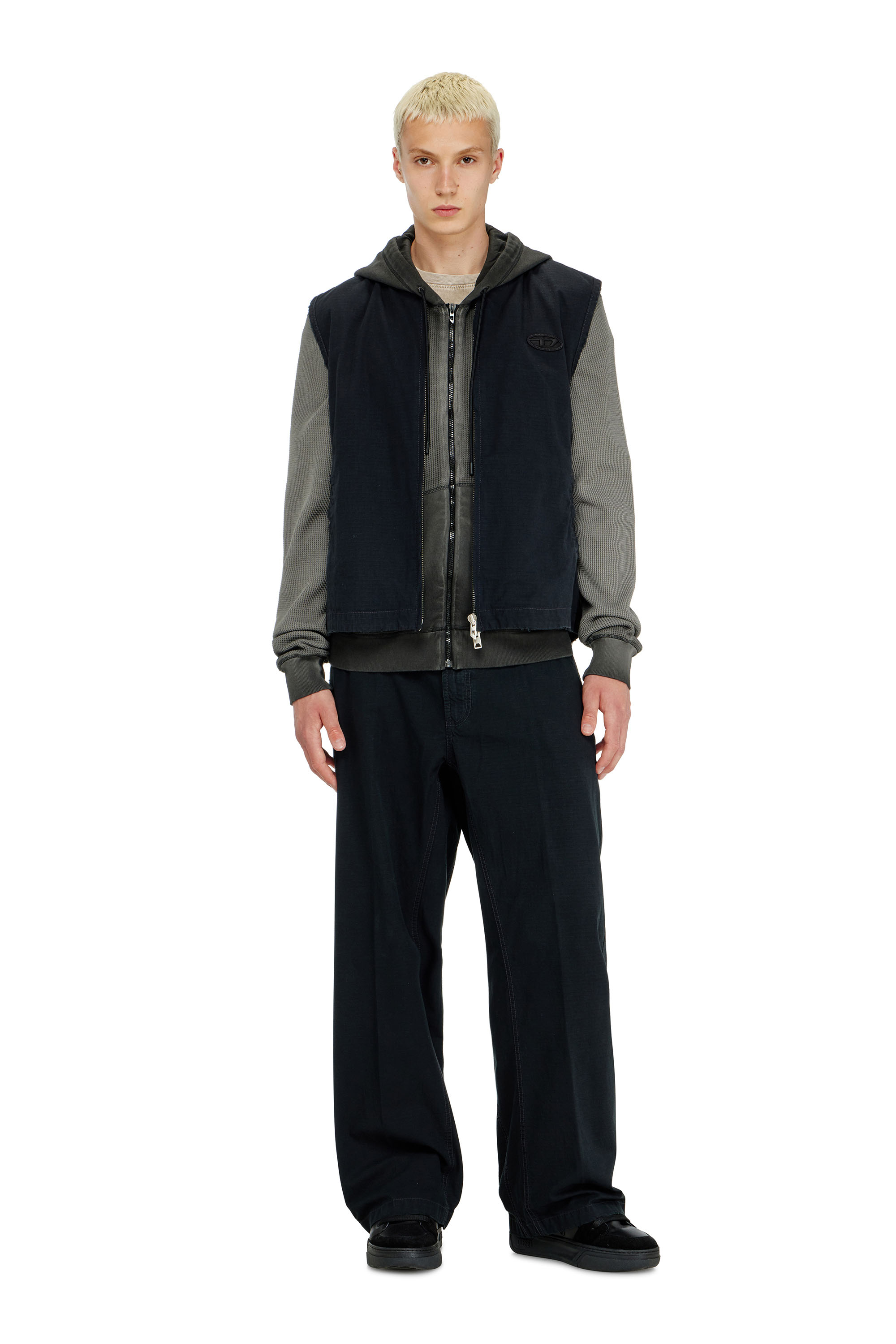 Diesel - J-TYPE-CO-SL, Chaleco de algod&oacute;n ripstop con parche Oval D Hombre in Negro - 2