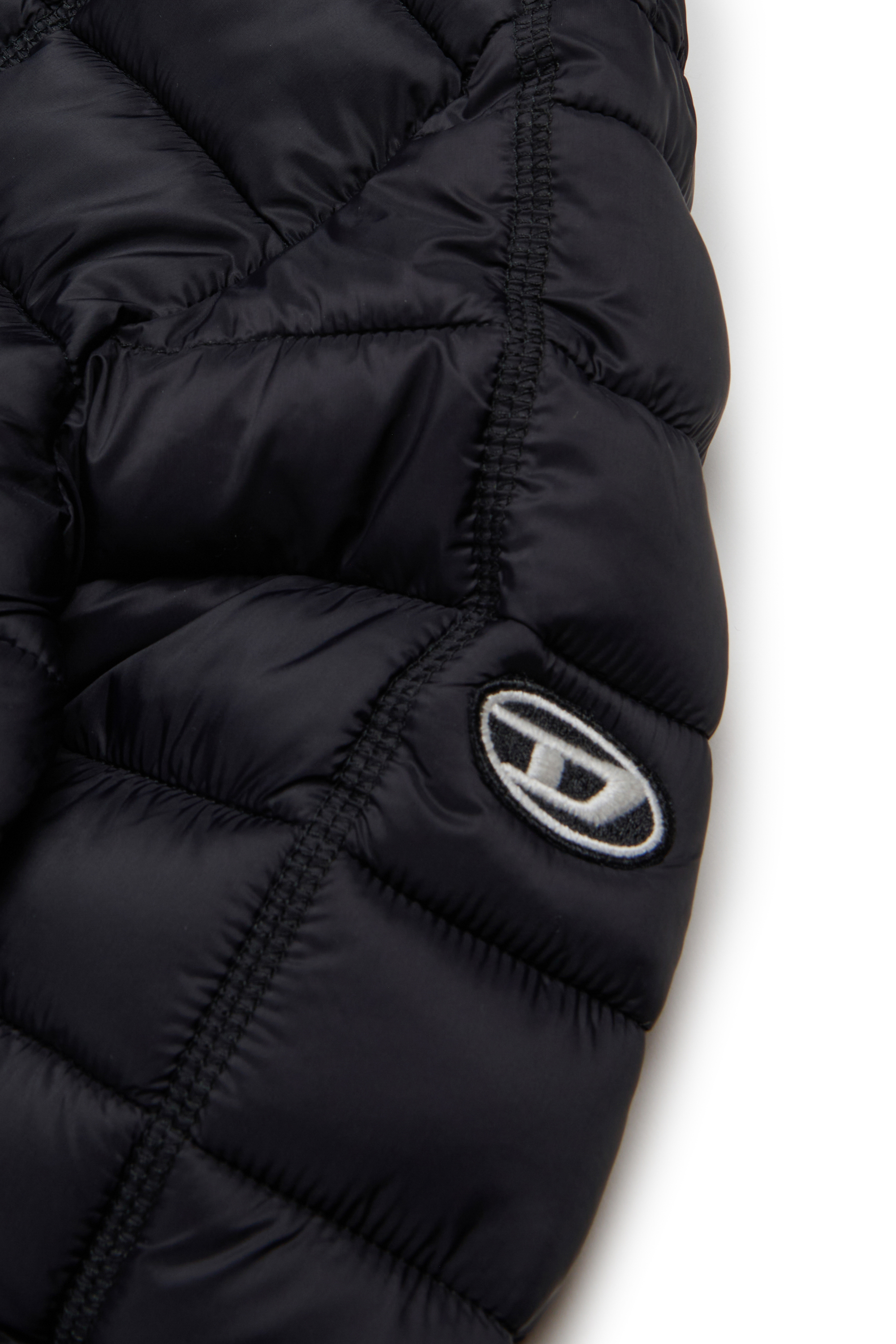 JWSTONE, Negro