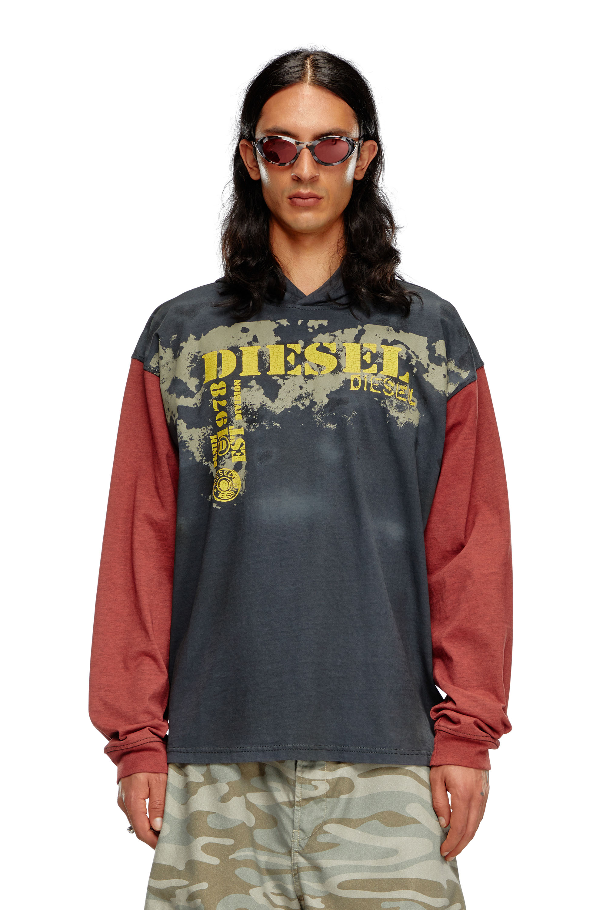 Diesel - T-BOXT-LS-HOOD, Camiseta de manga larga con capucha y efecto de suciedad Hombre in Gris - 1