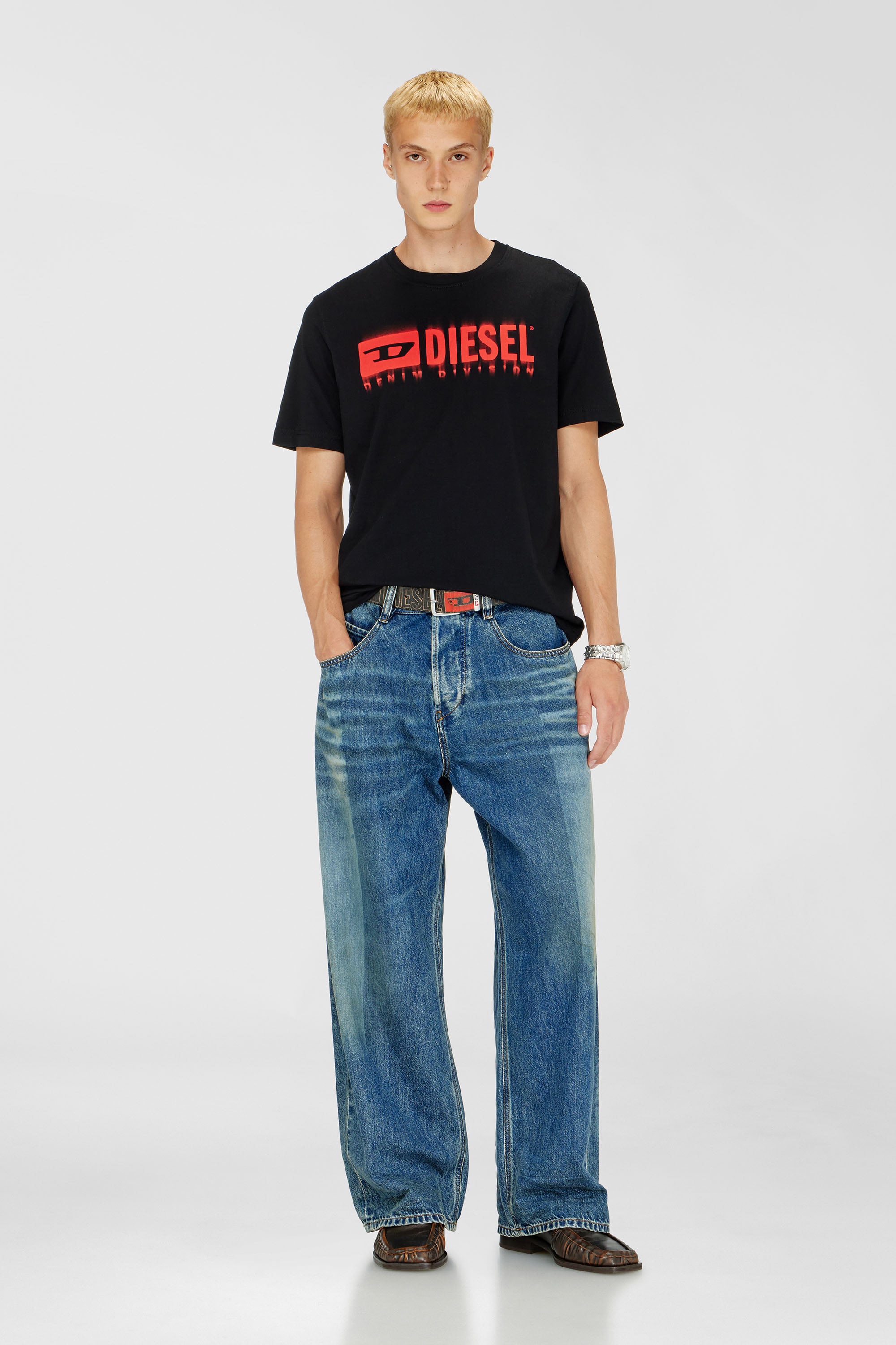Diesel - T-ADJUST-Q7, Camiseta con logotipo Diesel borroso Hombre in Negro - 2