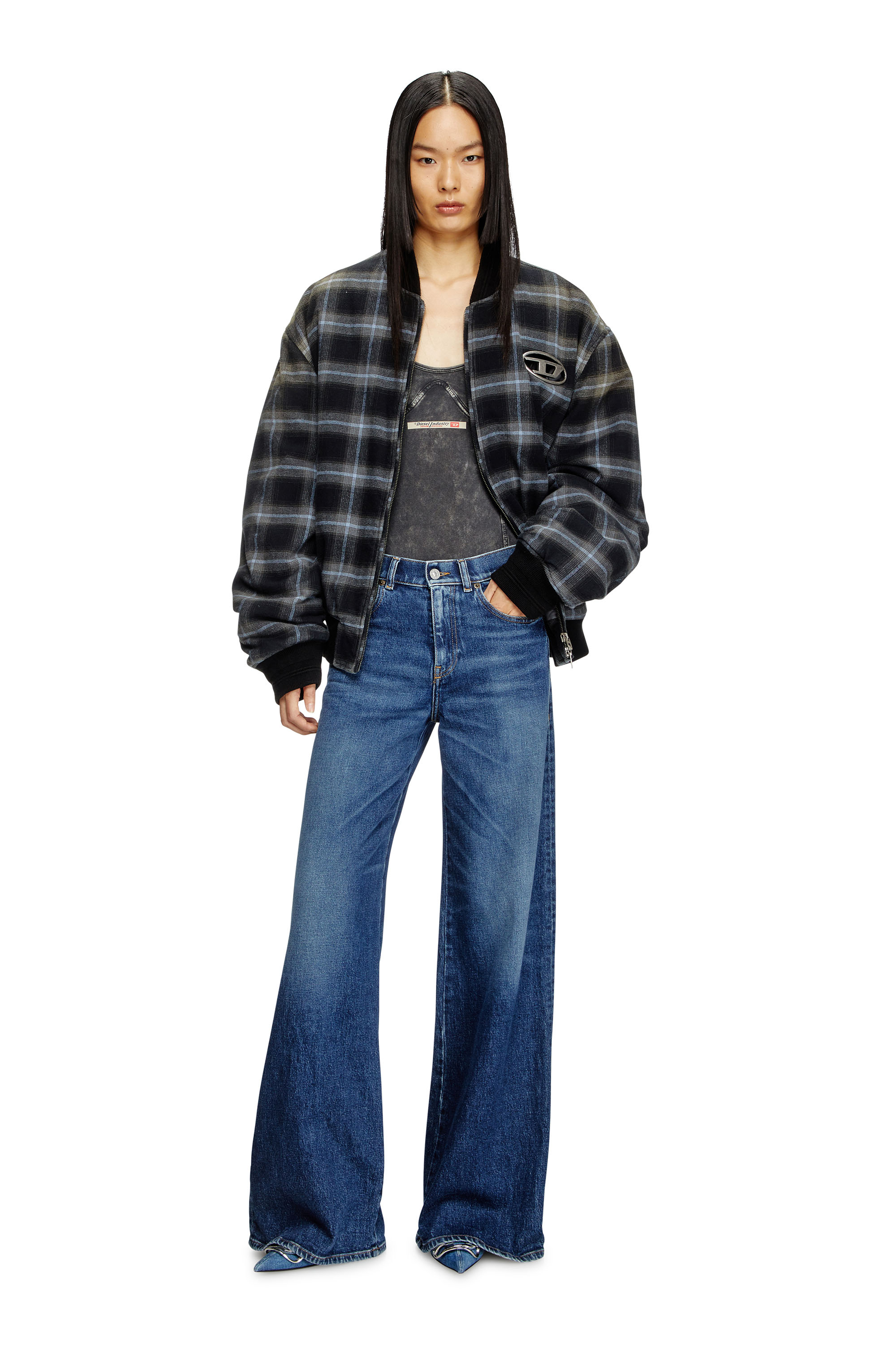 Diesel - Flare Jeans 1978 D-Akemi 09L21 Mujer, Azul medio - 2