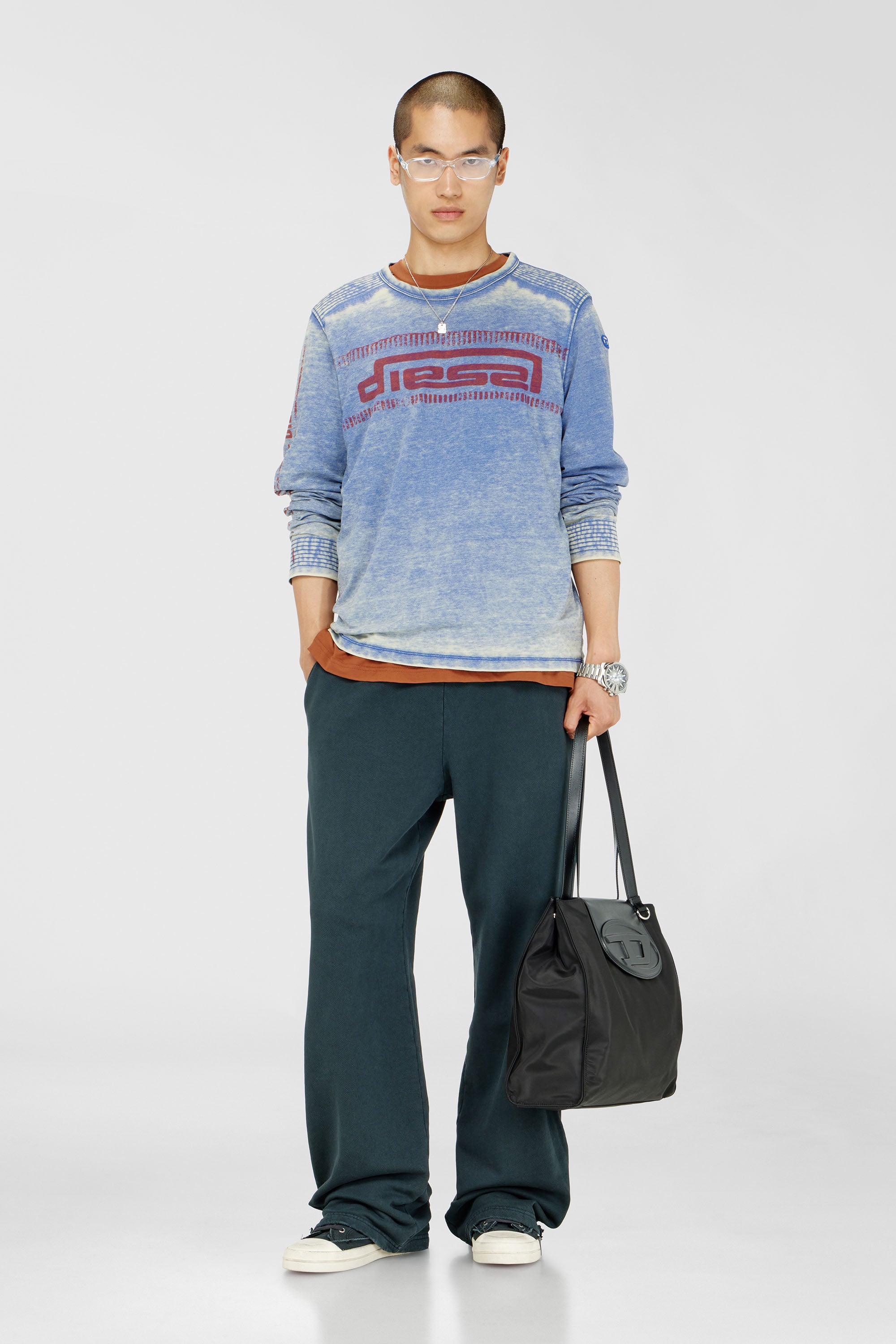 Diesel - P-MARTAINS-CRYSTALS, Pantal&oacute;n efecto desgastado con detalles de cristal Hombre in Verde - 1