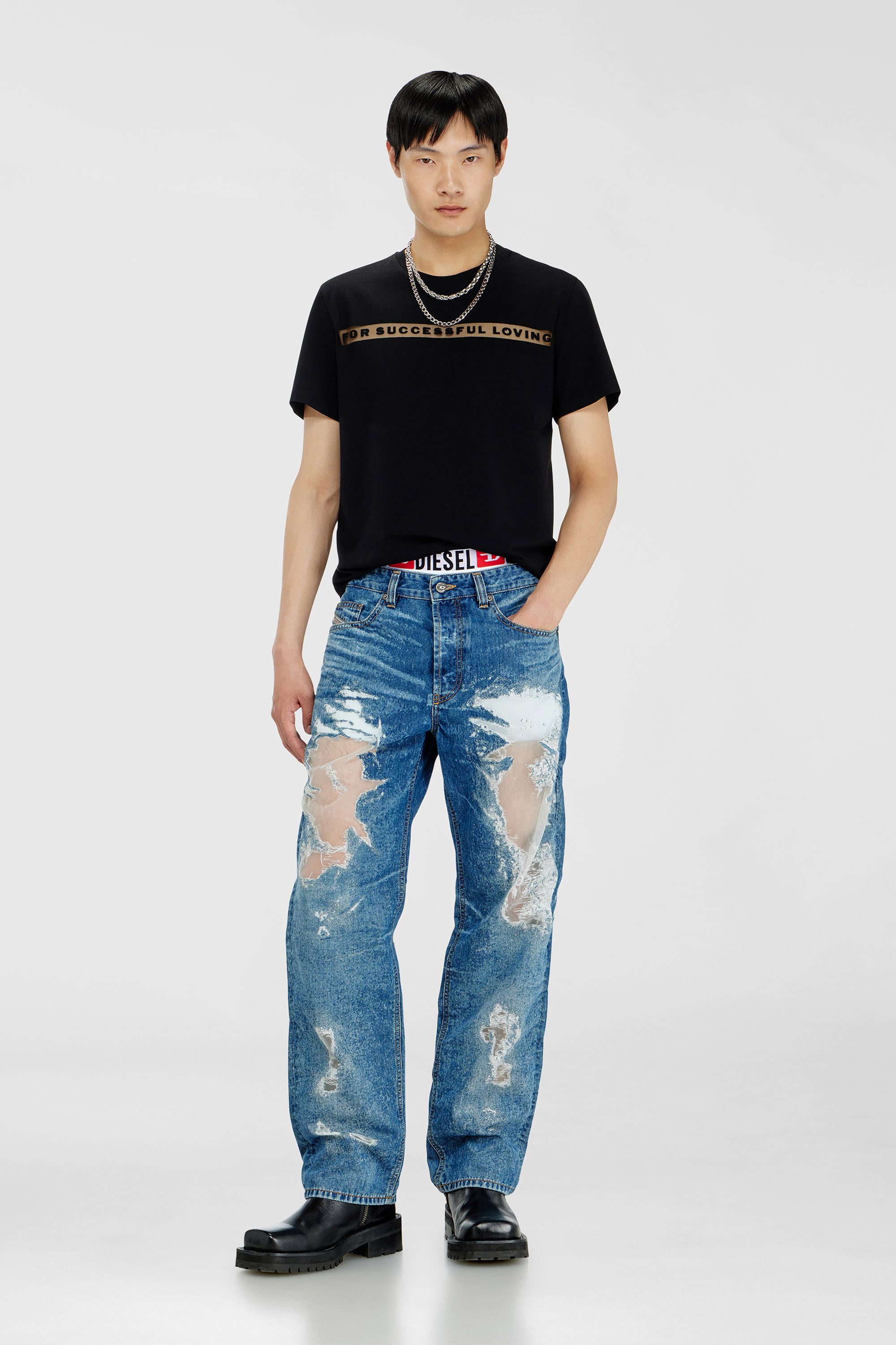 Diesel - PR-T-NOTS-CHI-R, Camiseta con logo For Successful Loving Unisex in Negro - 1