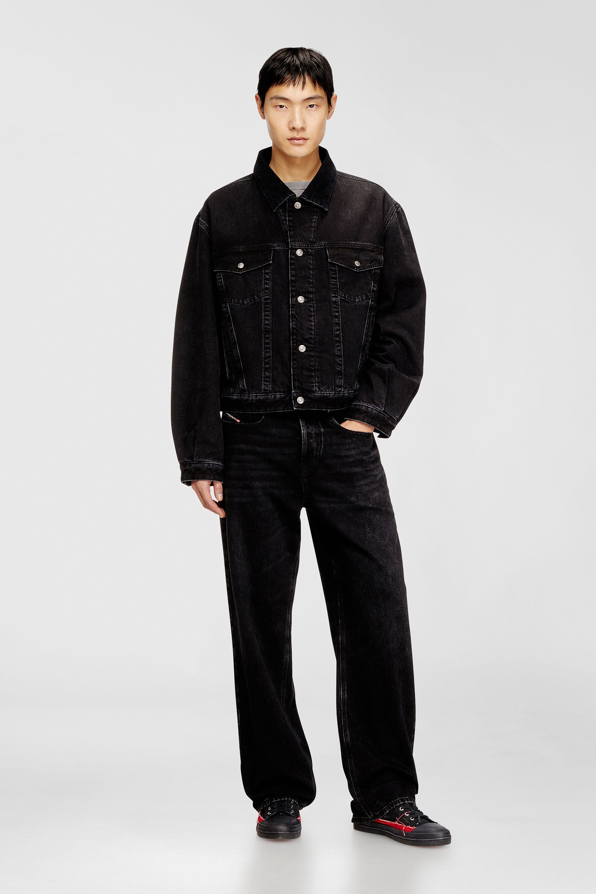 Diesel - D-RANGER-T, Unisex's Padded trucker jacket in denim in Black - 1