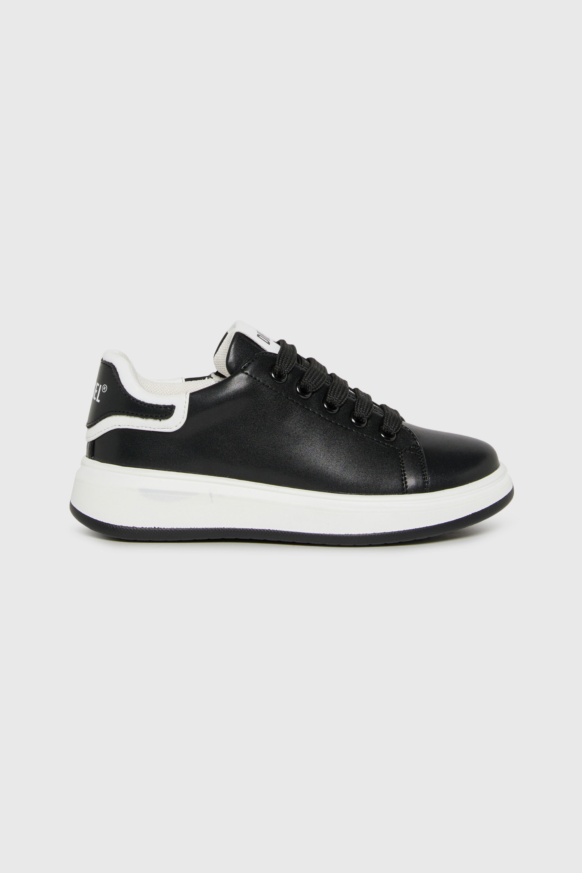 Diesel - S-MEQUIPLA, S-MEQUIPLA-Zapatillas con ribetes en contraste Unisex in Negro - 1