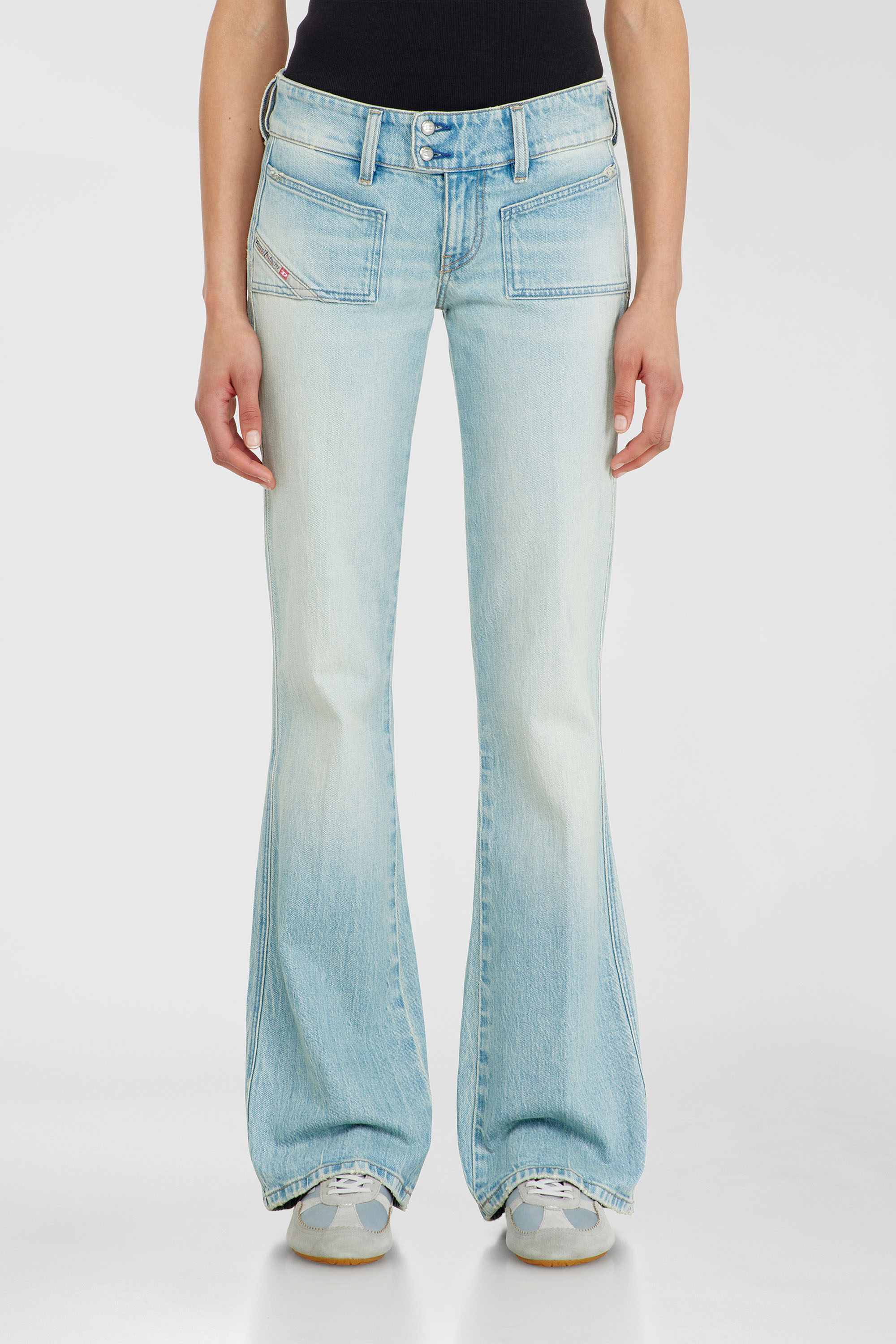 Diesel - Bootcut Jeans D-Hush 0KBBX Mujer, Azul Claro - 1