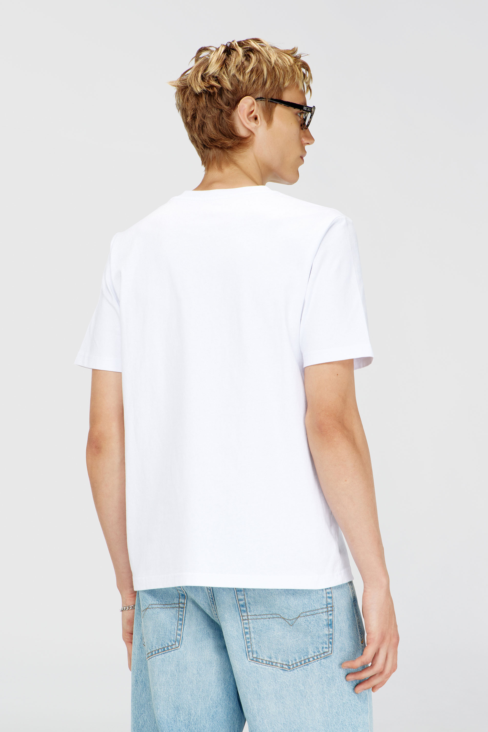 Diesel - T-JUST-APP-T92, Camiseta de algod&oacute;n con estampado de logotipo Diesel tono sobre tono Hombre in Blanco - 4