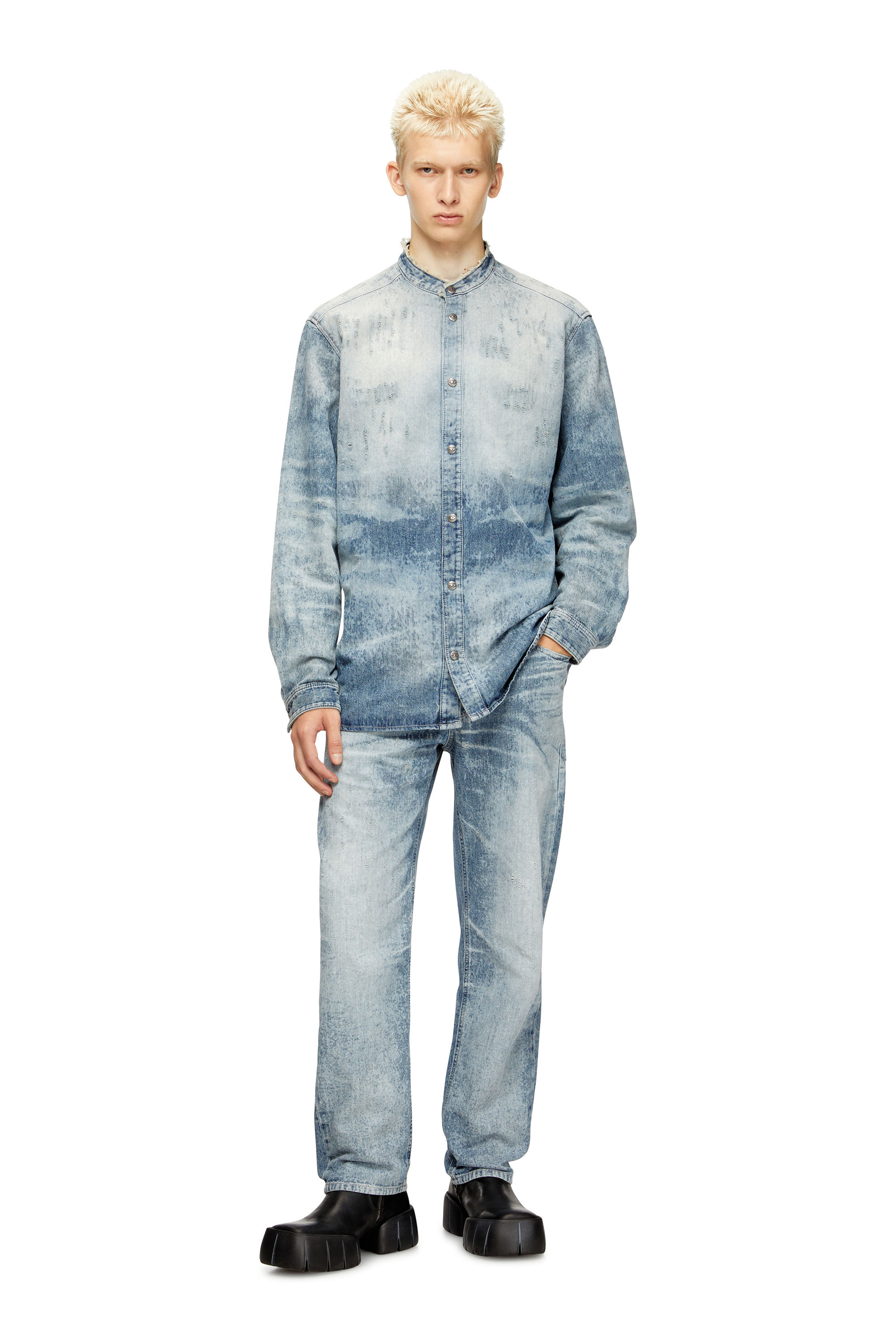 Diesel - D-SIMP-FSH, Camisa en denim desgastado con efecto panal Hombre in Azul marino - 1