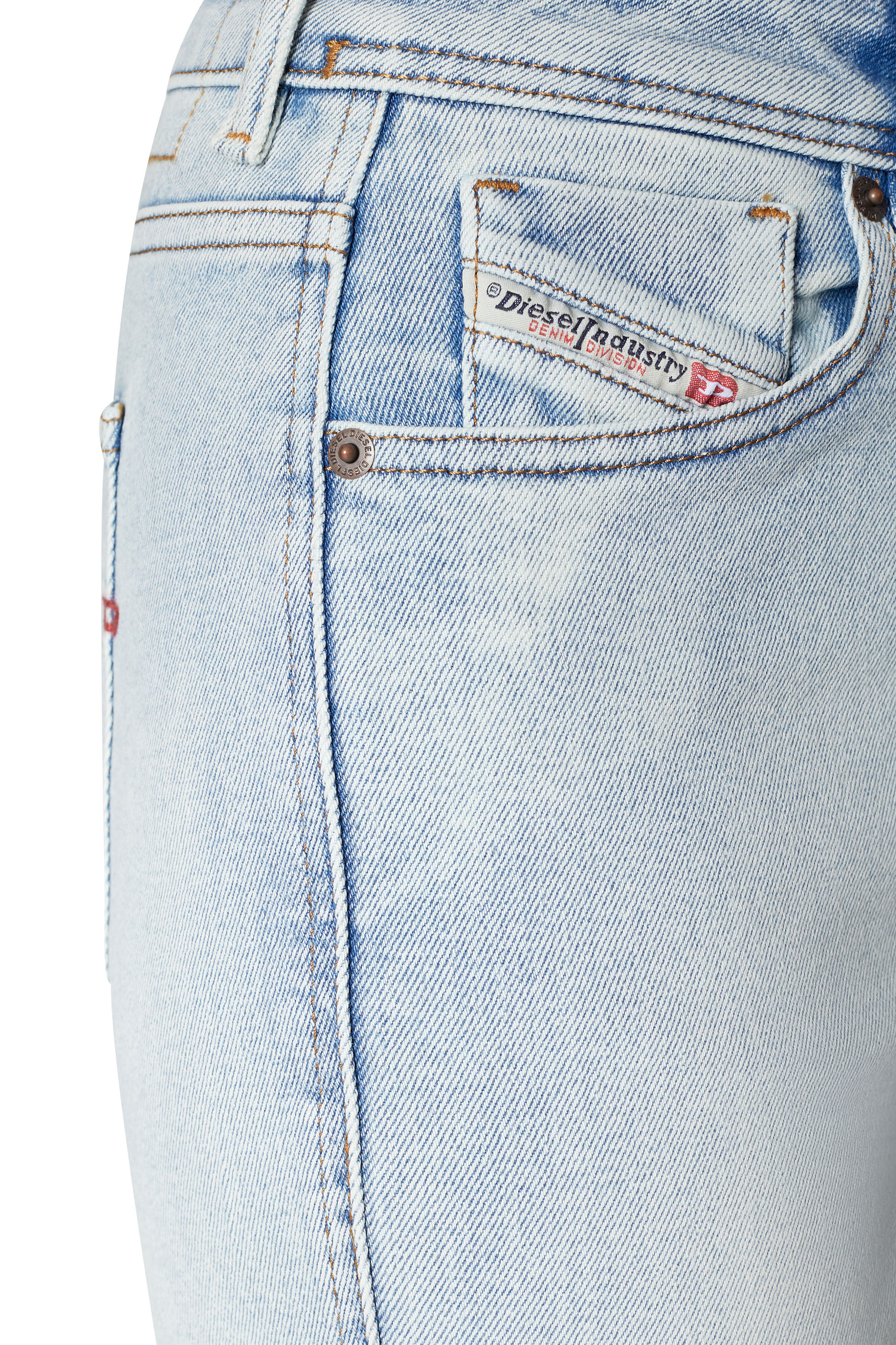 Diesel - 2004 09C08 Tapered Jeans, Azul Claro - Image 3
