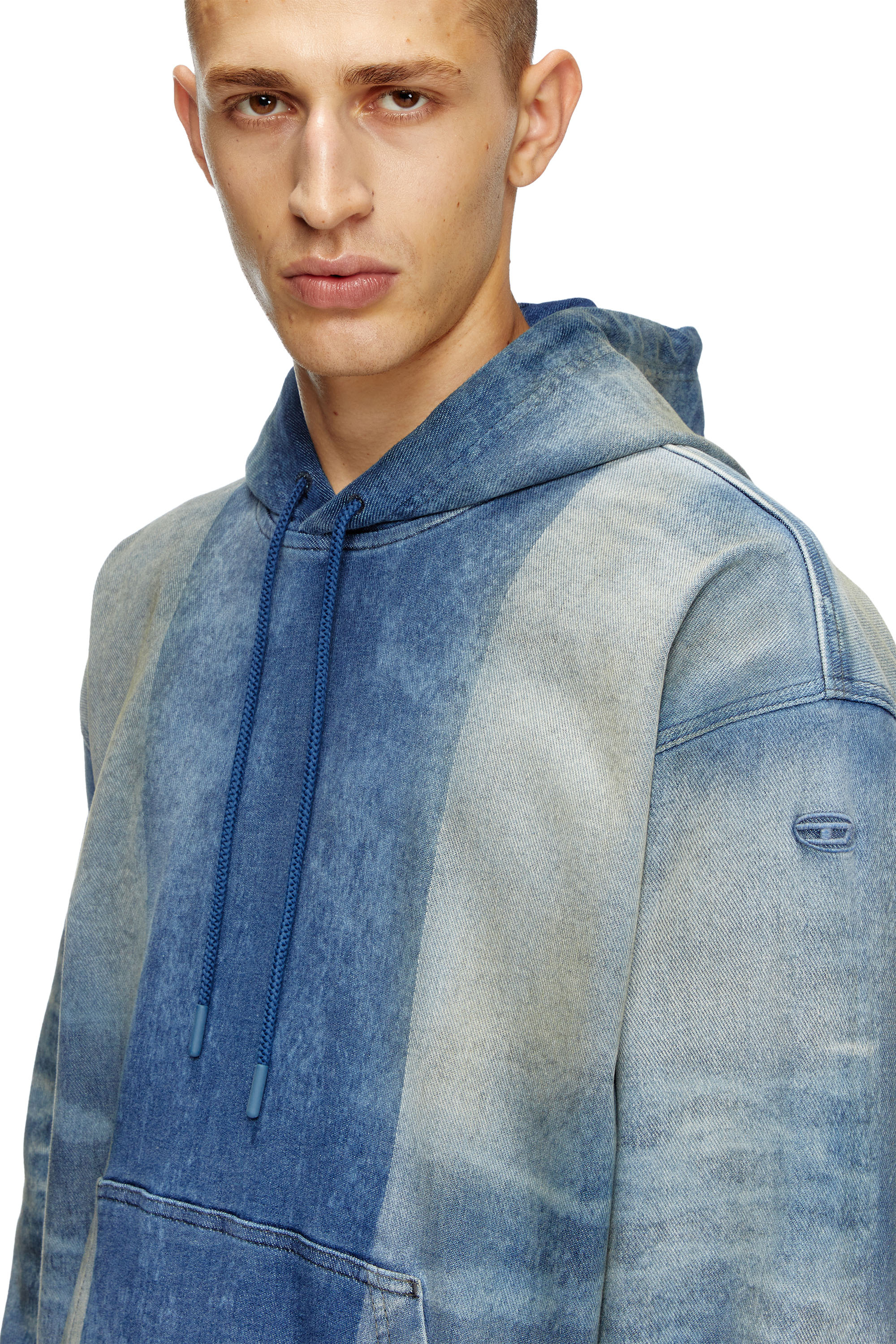 Diesel - D-UM-RIB-FSF TRACK, Sudadera con capucha en Track Denim con pliegues solarizados Unisex in Azul marino - 4