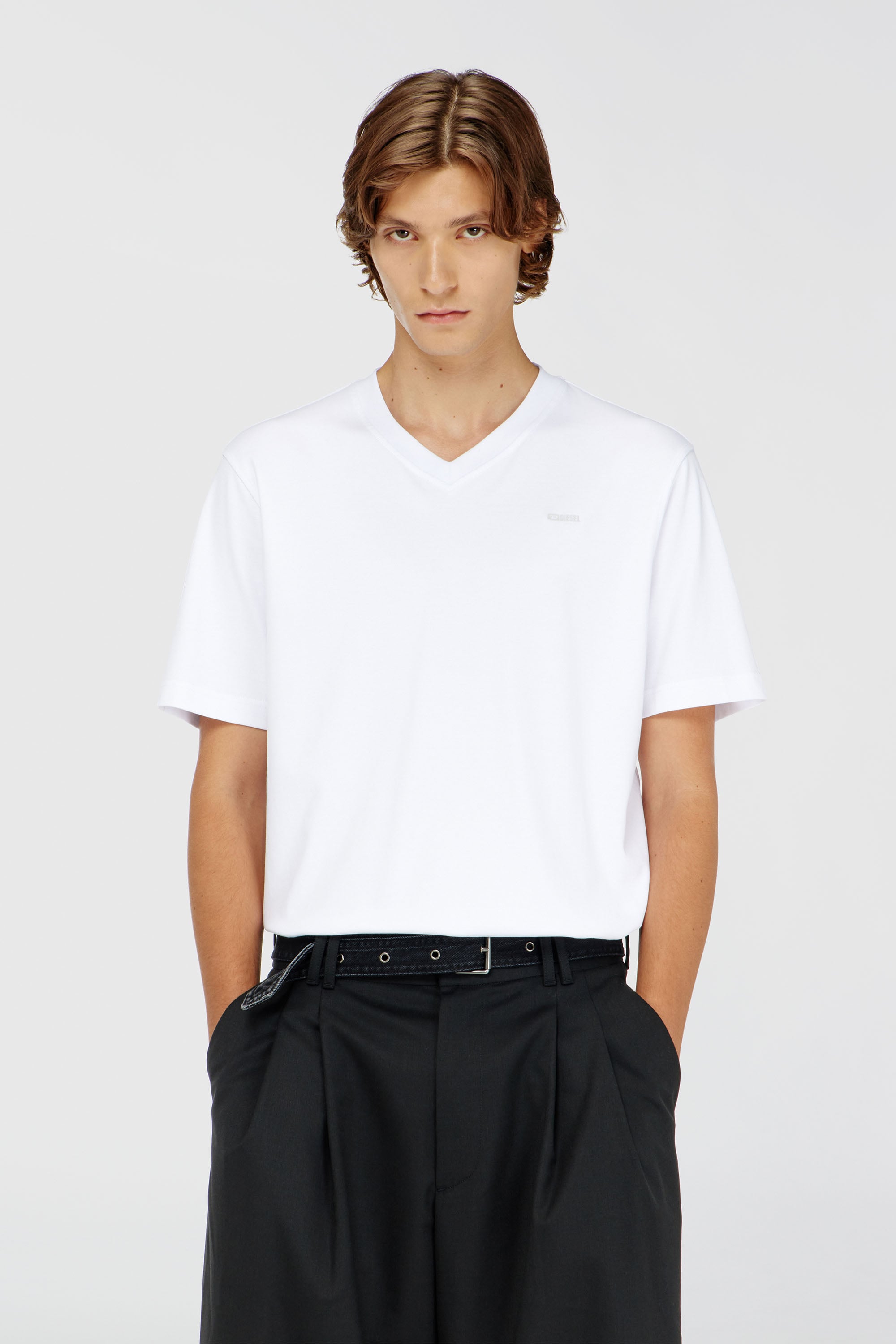 Diesel - T-ADJUST-V-MICRODIV, Camiseta de cuello de pico con microbordado de logo Hombre in ToBeDefined - 1
