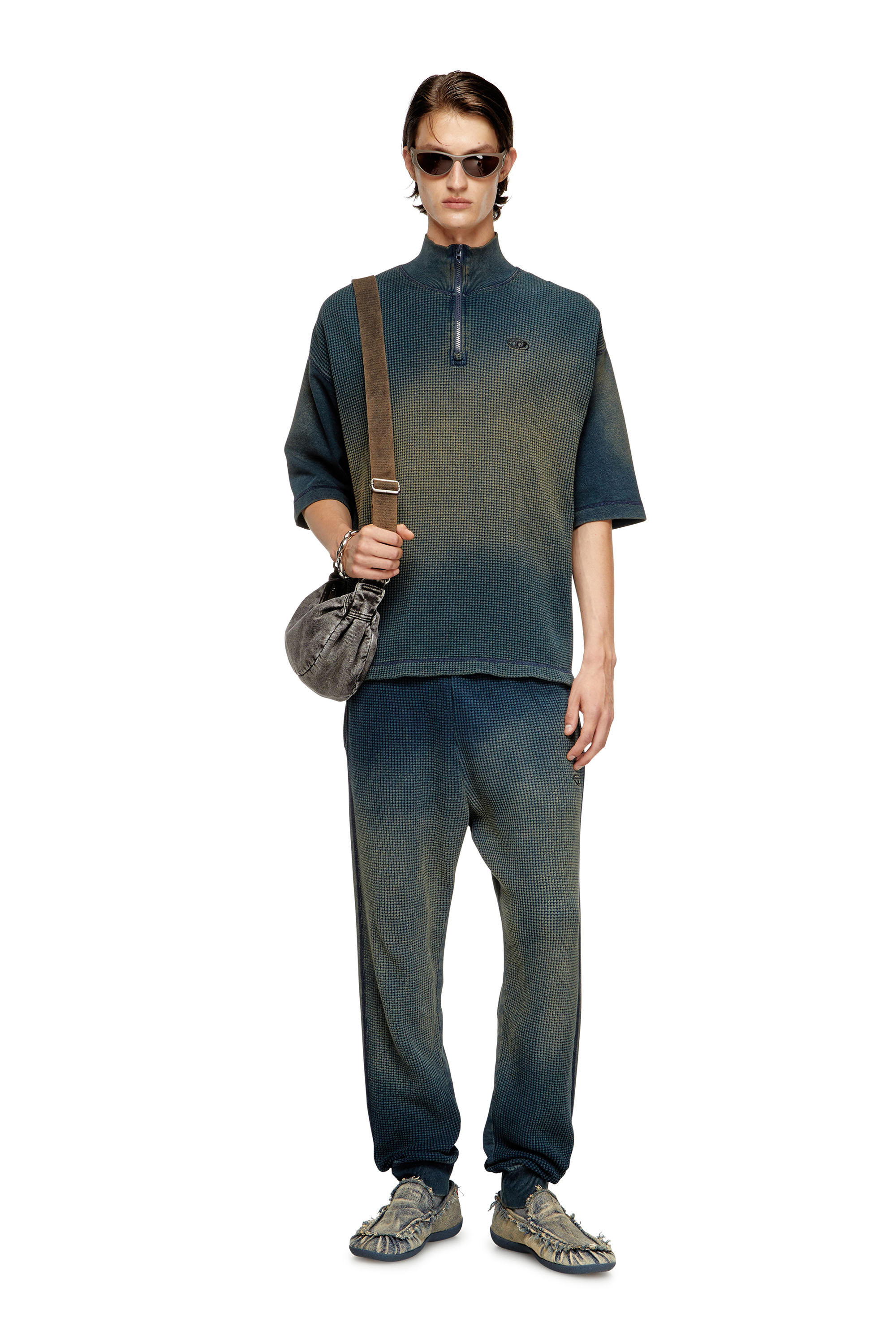 Diesel - P-WAFY, Pantalones deportivos gofrados Hombre in Azul marino - 2