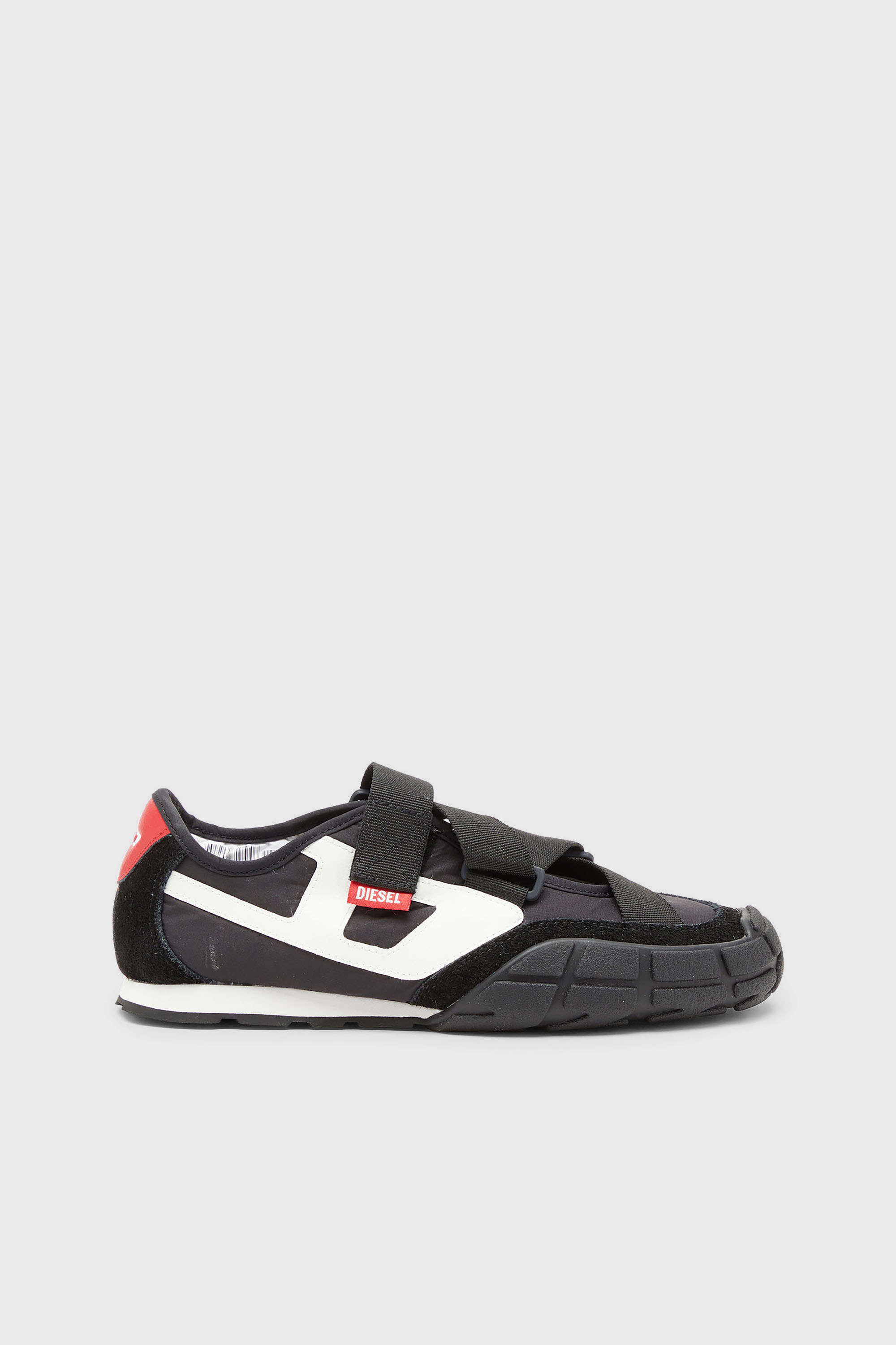Diesel - S-PAGODHA SLIP-ON W, S-Pagodha-Zapatillas deportivas sin correas en ripstop Mujer in Negro - 1