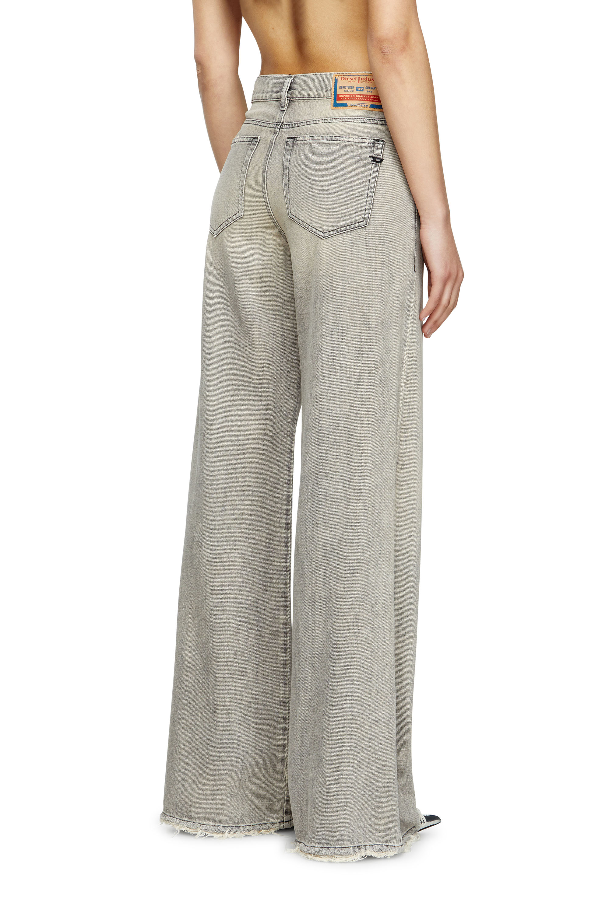 Diesel - Flare Jeans 1978 D-Akemi 068RU Mujer, Gris - 4