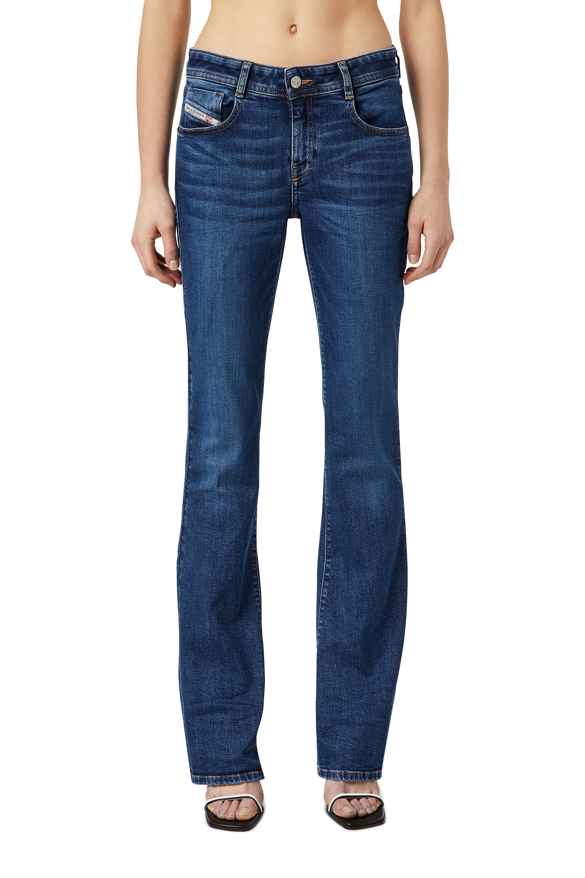 Diesel - 1969 D-EBBEY 0EIAF Bootcut and Flare Jeans, Azul medio - Image 1