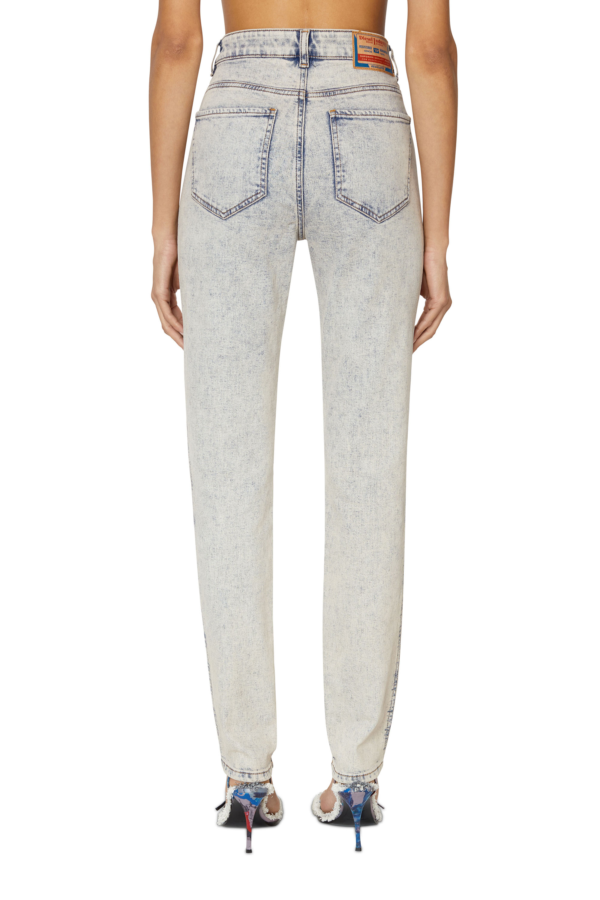 Diesel - 1994 09F12 Straight Jeans, Azul medio - Image 2
