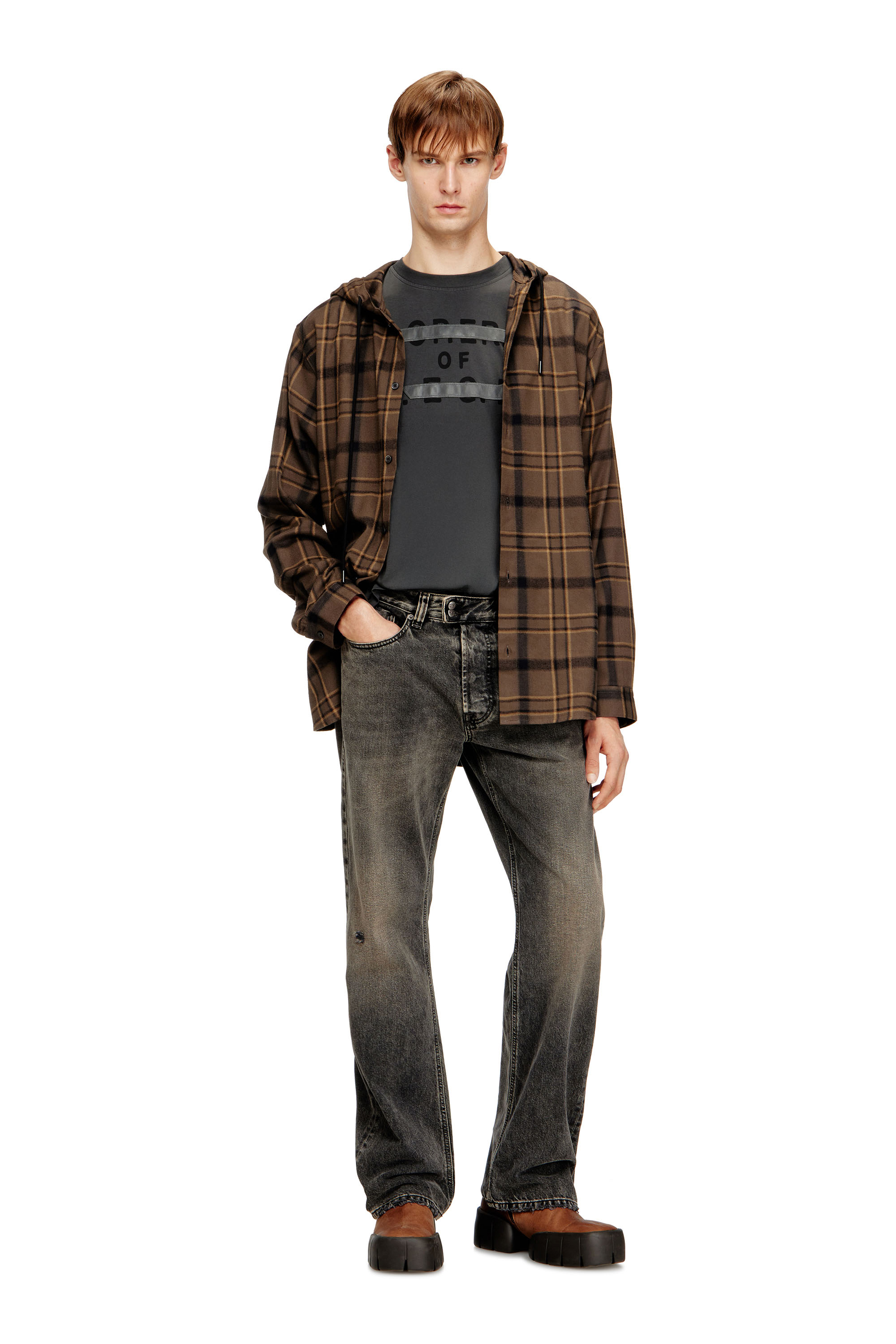 Diesel - T-NORM-V11, Camiseta regular con aplique de D Hombre in Gris - 2