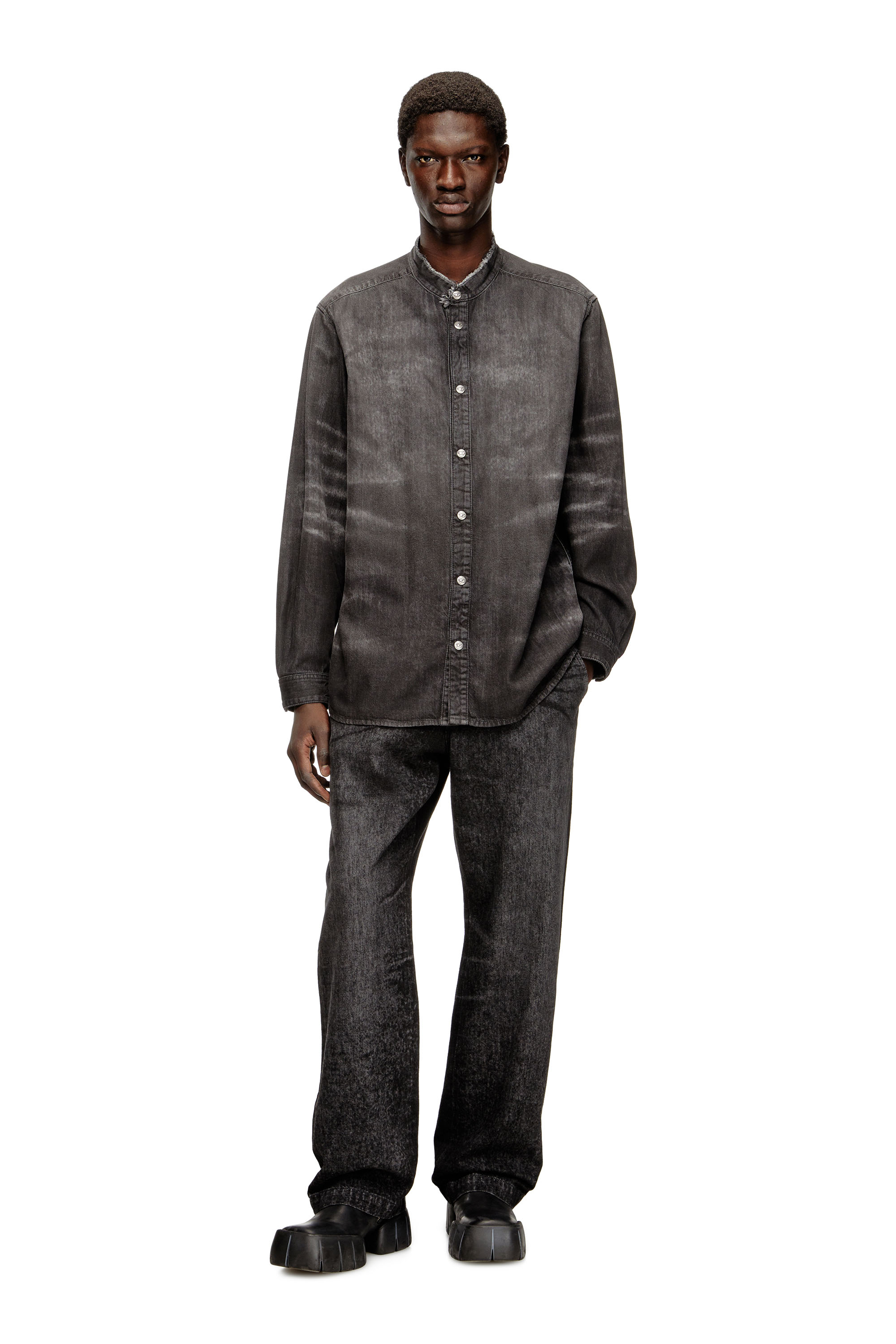 Diesel - D-SIMPLY-FSH, Camisa en denim desgastado con efecto panal Hombre in Gris - 1