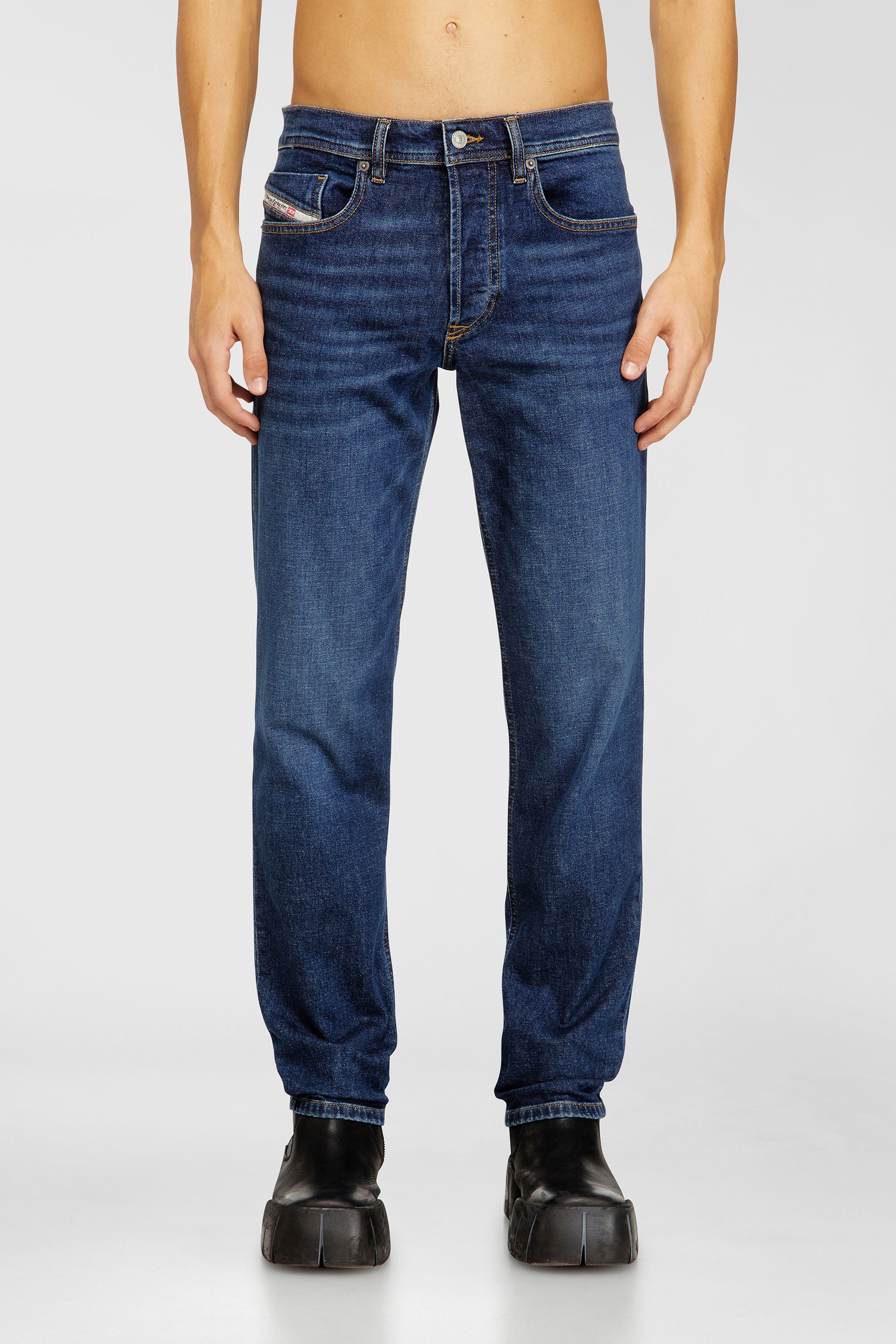 Diesel - Regular Jeans 2023 D-Finitive 0ADBG Hombre, Azul medio - 1