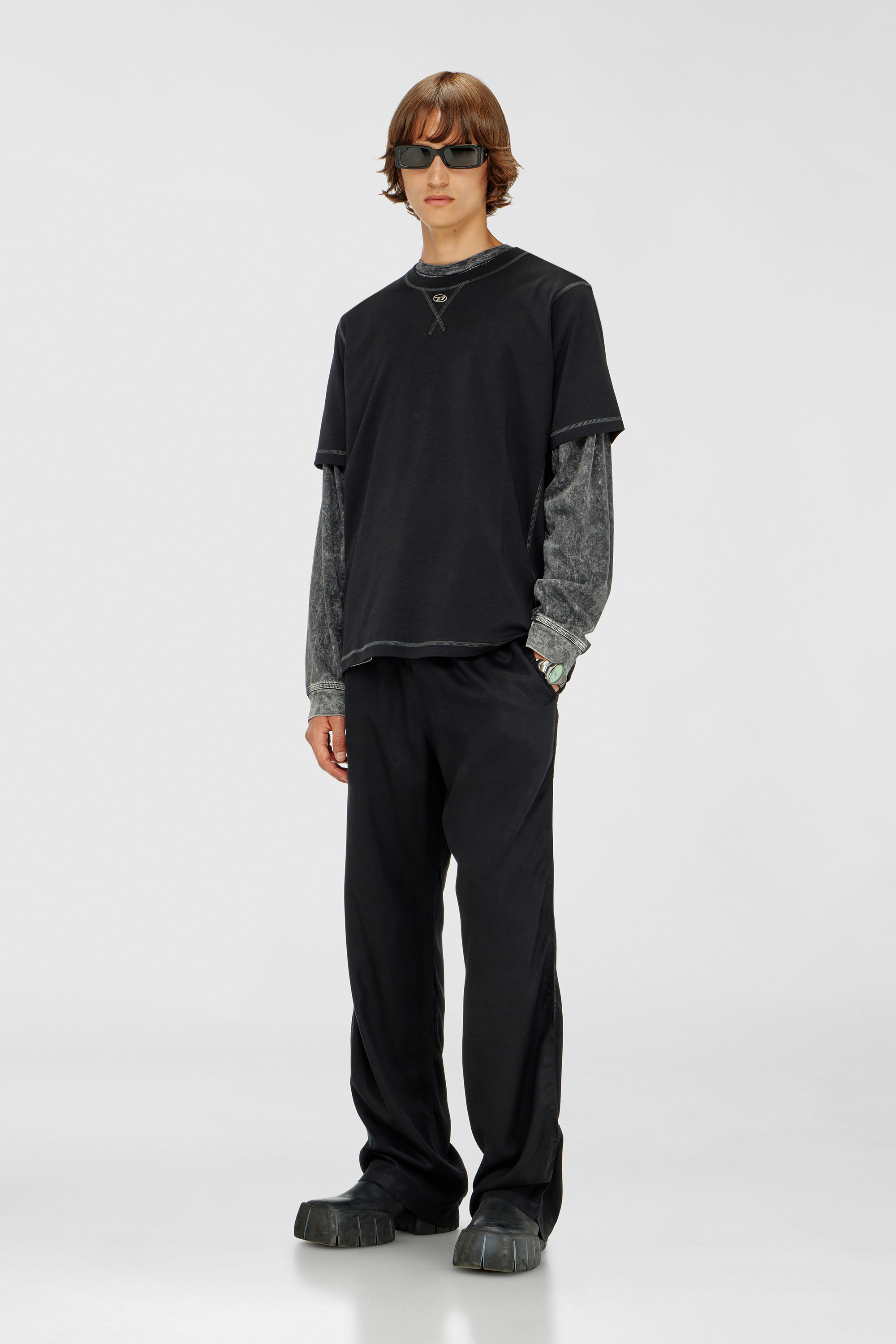 Diesel - T-MADJUST-TR, Camiseta regular con cuello redondo y Oval D Hombre in Gris - 2