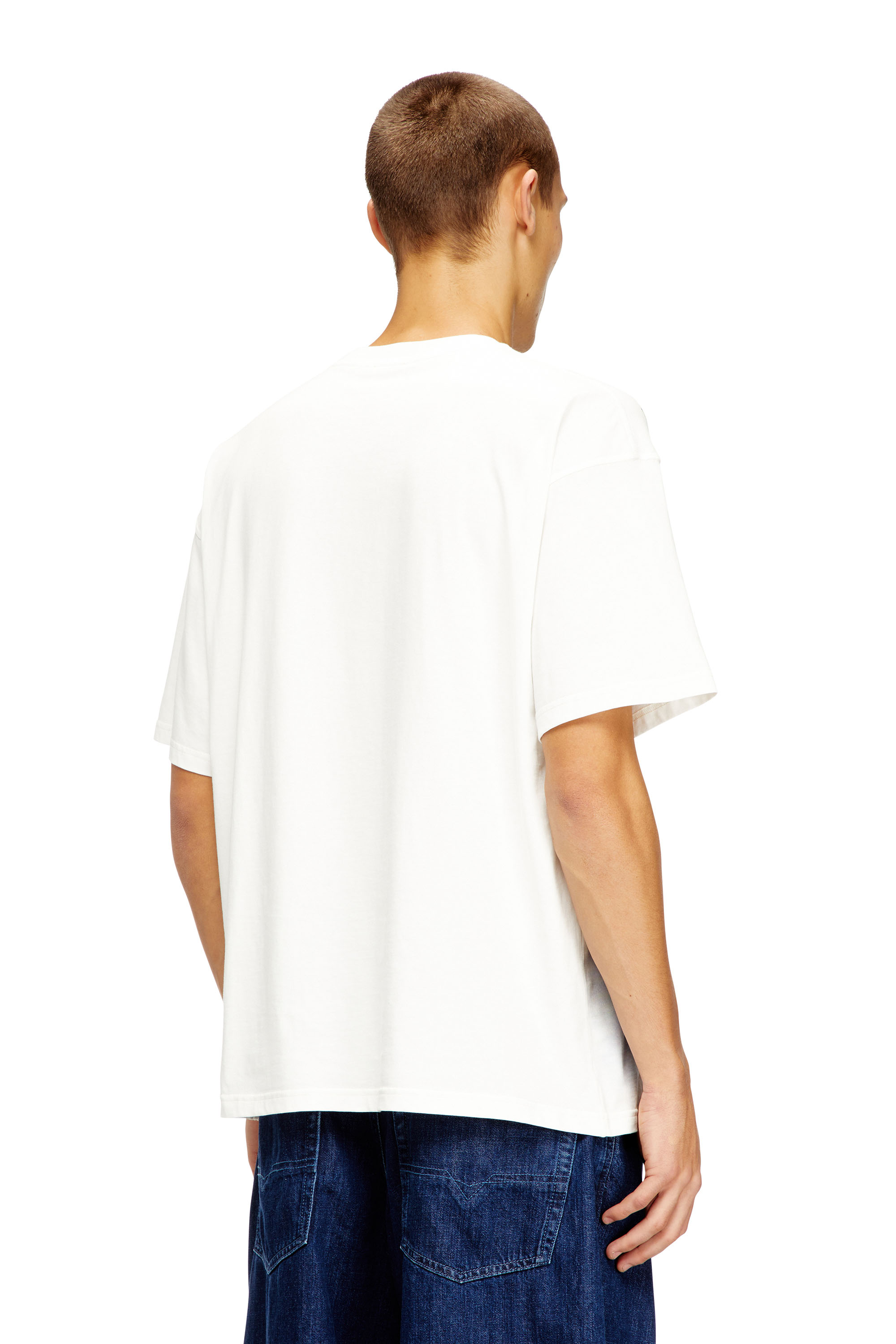 Diesel - T-BOXT-V13, Camiseta relajada de algodón con estampado digital Hombre in Multicolor - 4