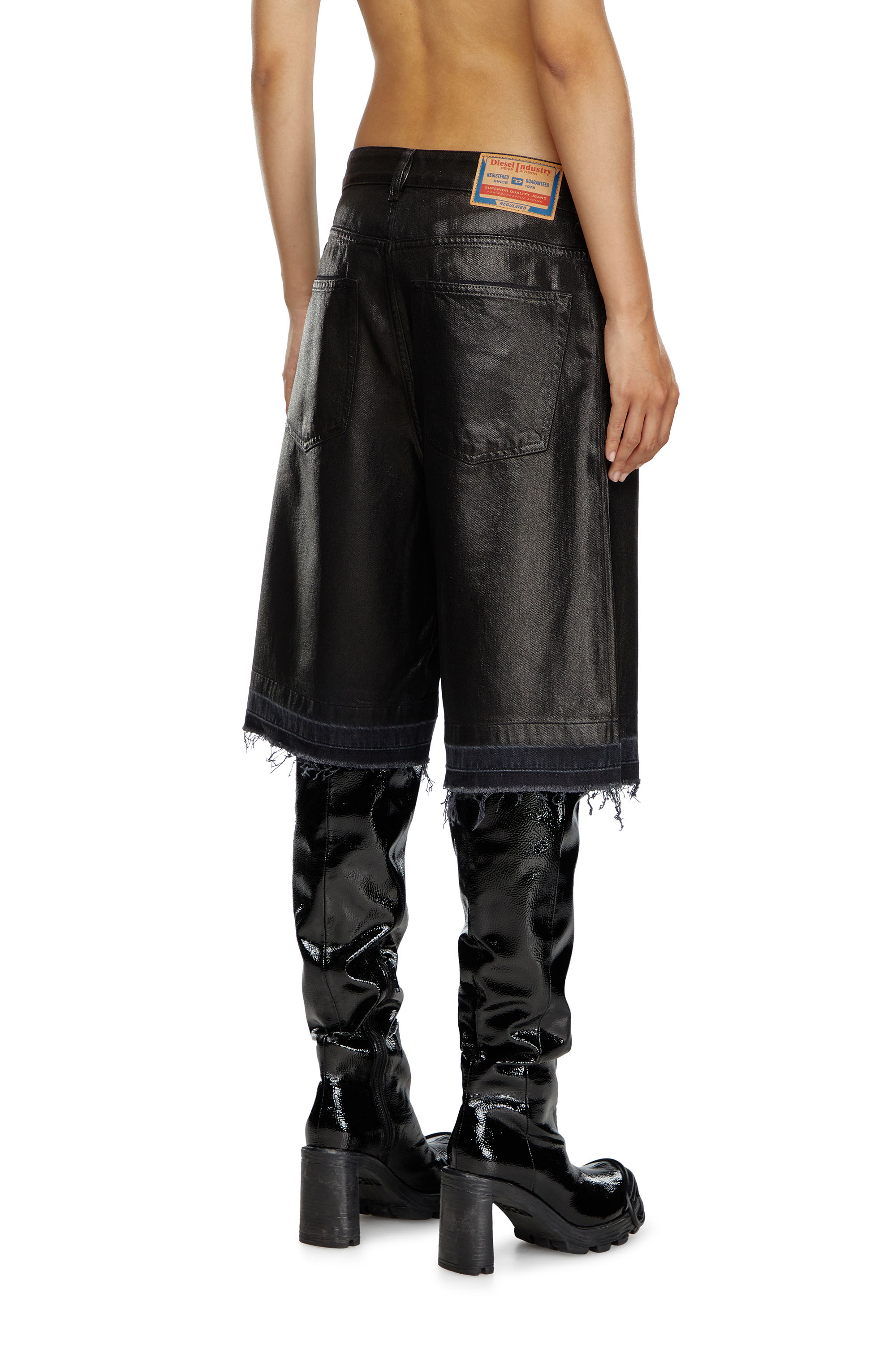 Diesel - DE-SIRE-SHORT, Mujer Pantalones cortos en denim de sastrería recubierto in Negro - Image 4
