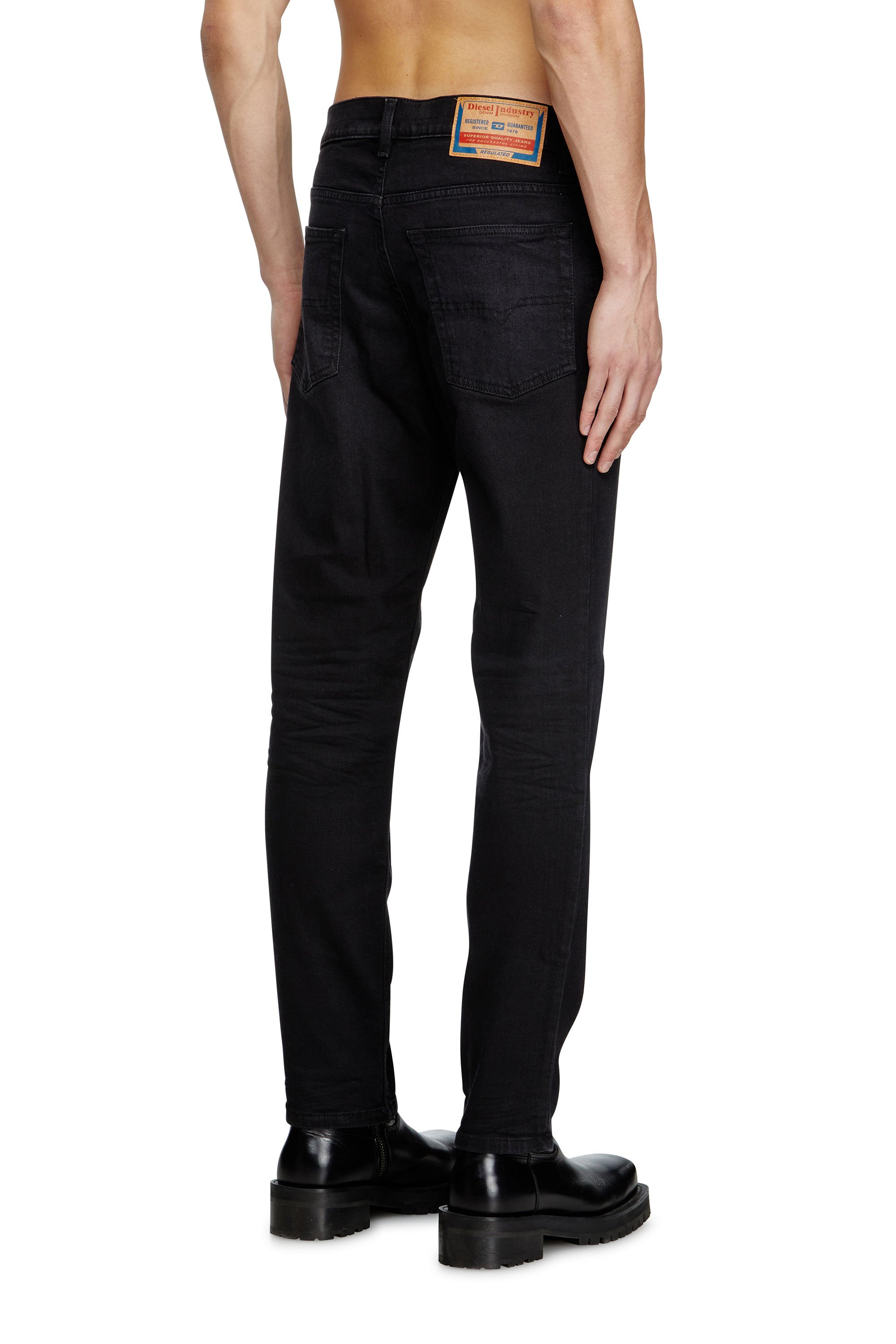 Diesel - Regular Jeans 2023 D-Finitive 0KIAJ Hombre, Negro/Gris oscuro - 4