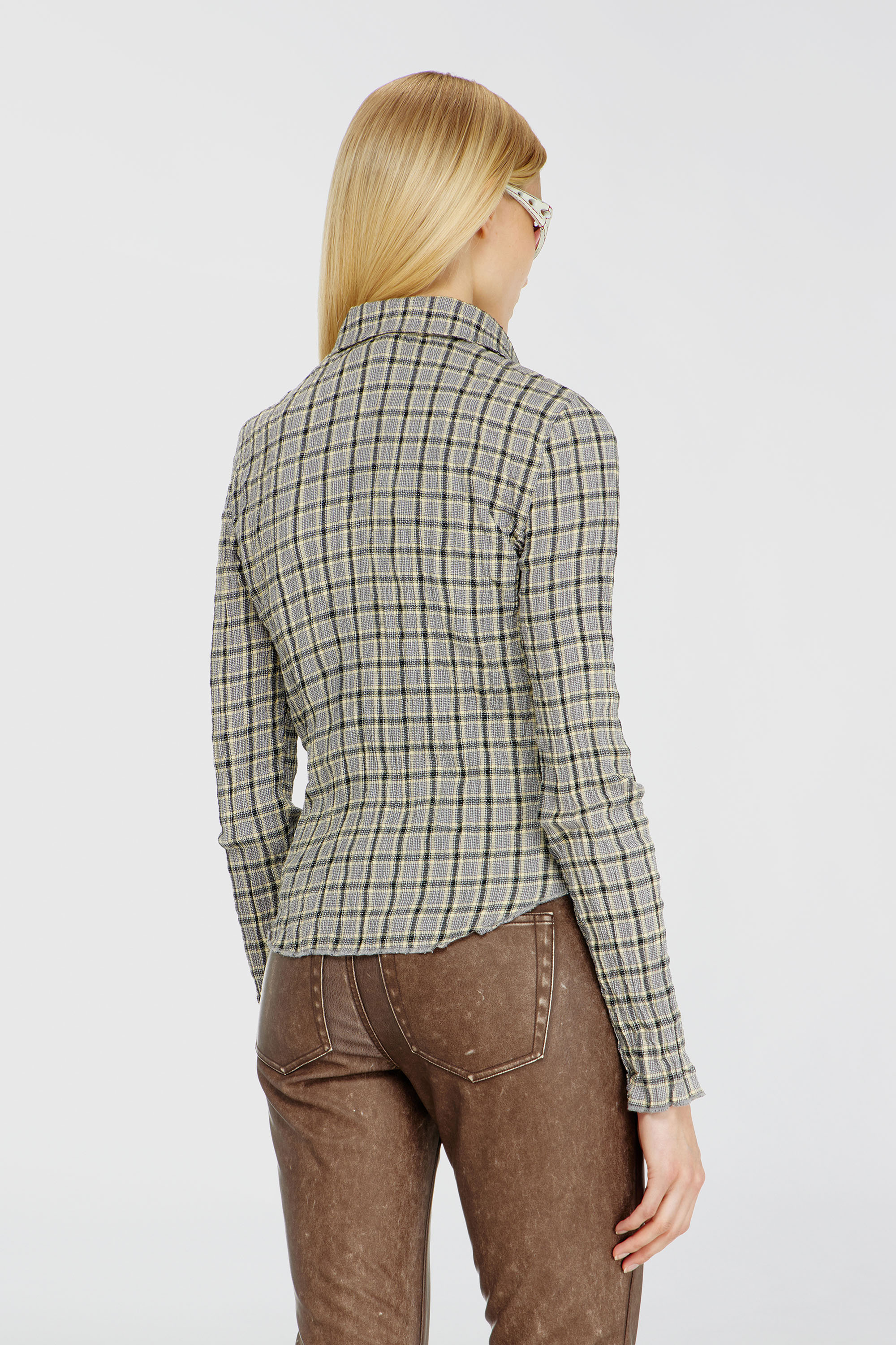 Diesel - C-ARRILON, Camisa de cuadros con efecto seersucker Mujer in Gris - 4