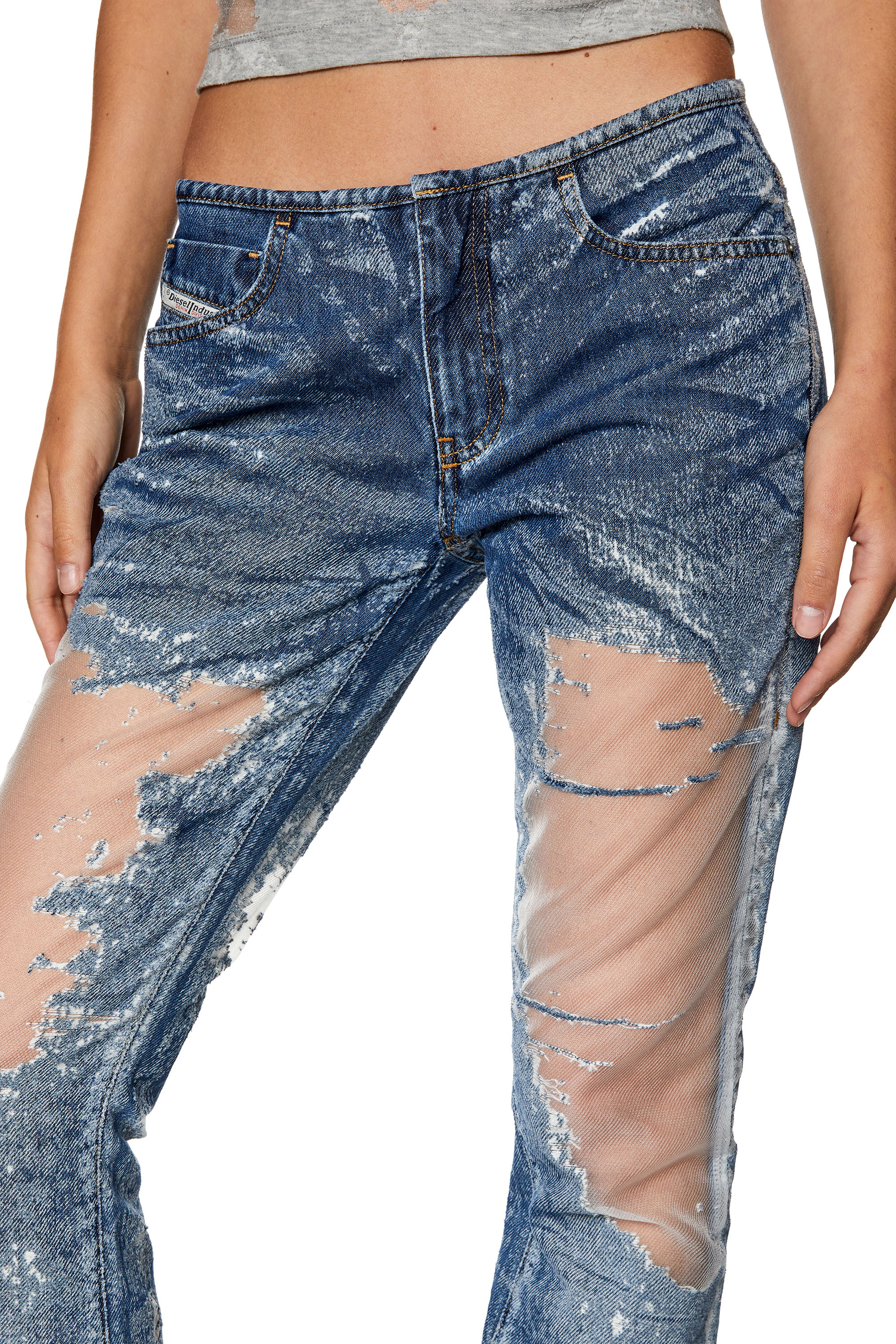 Diesel - Bootcut and Flare Jeans D-Shark 068JH, Azul medio - Image 4