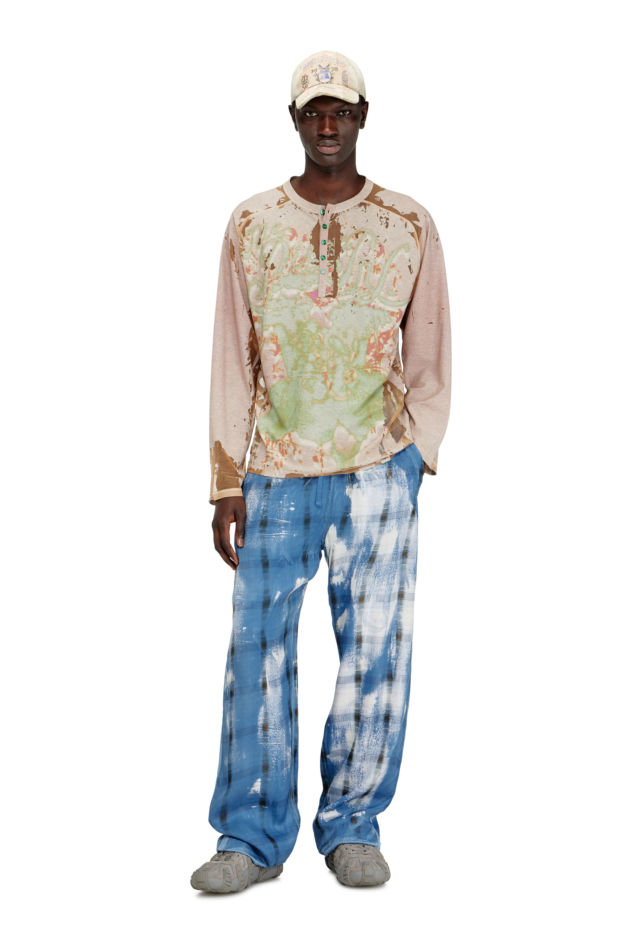 Diesel - T-LIVO-LS, Camiseta Henley de punto jersey devor&eacute; estampado Hombre in Beige - 2