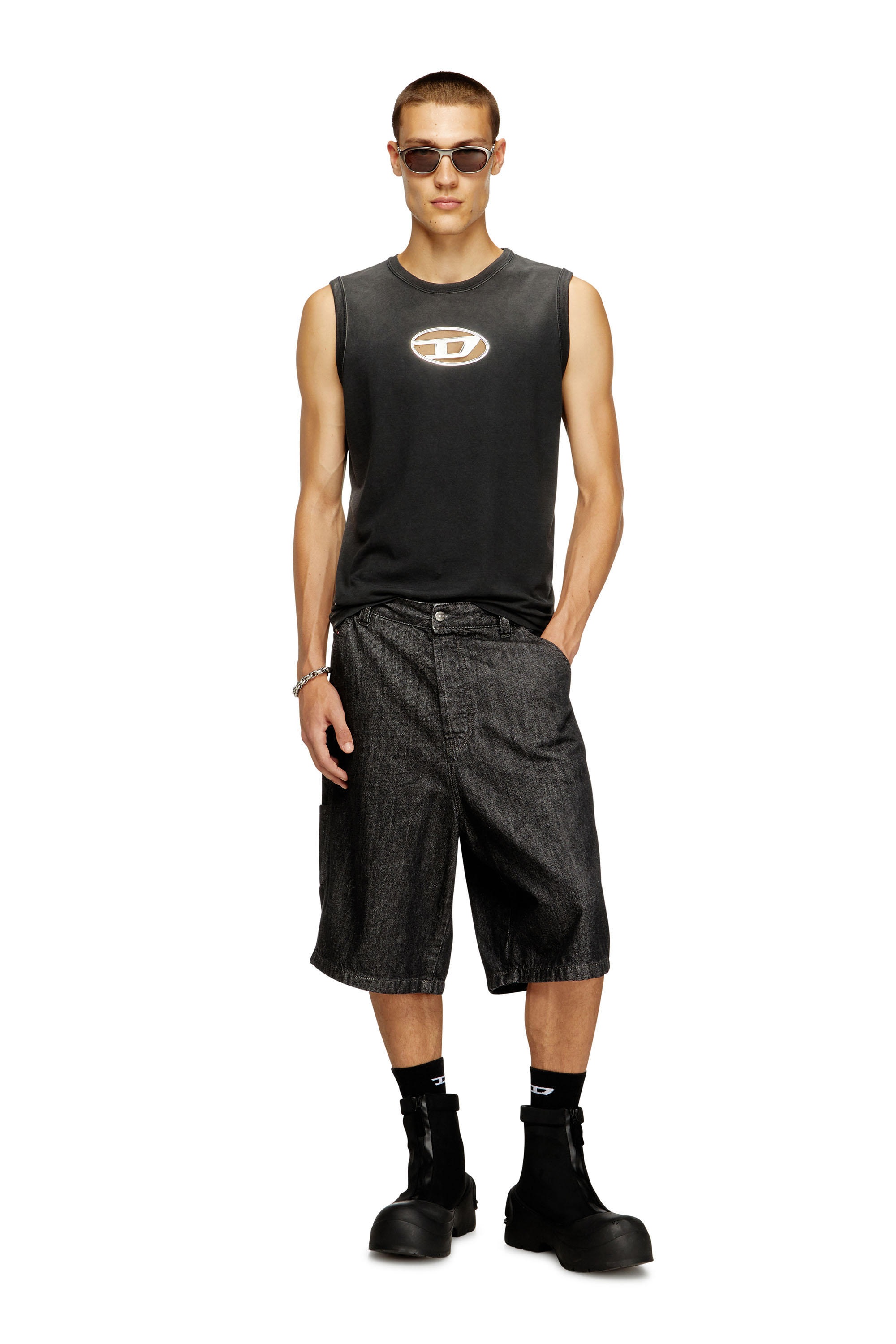 Diesel - T-BRICO, Camiseta sin mangas desteñida con Oval D en relieve Hombre in Negro - 1