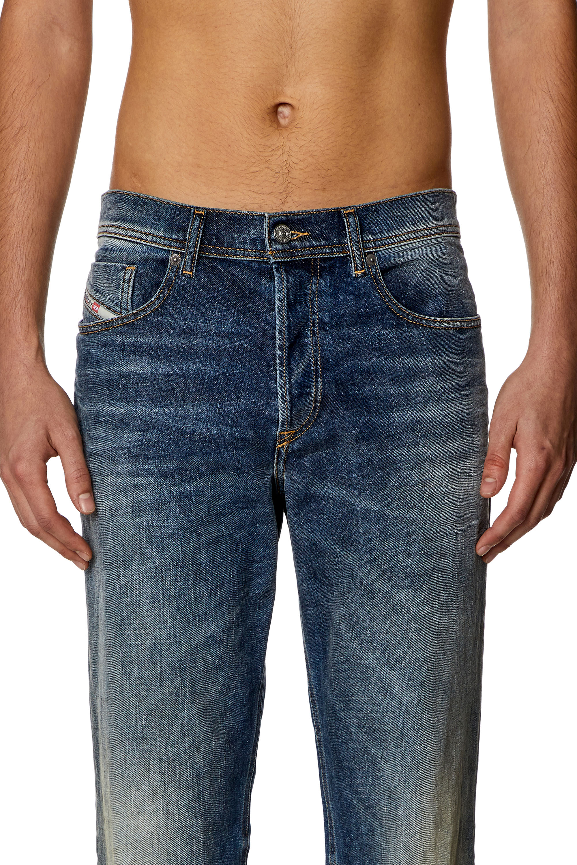 Diesel - Tapered Jeans 2023 D-Finitive 09H43, Azul Oscuro - Image 4