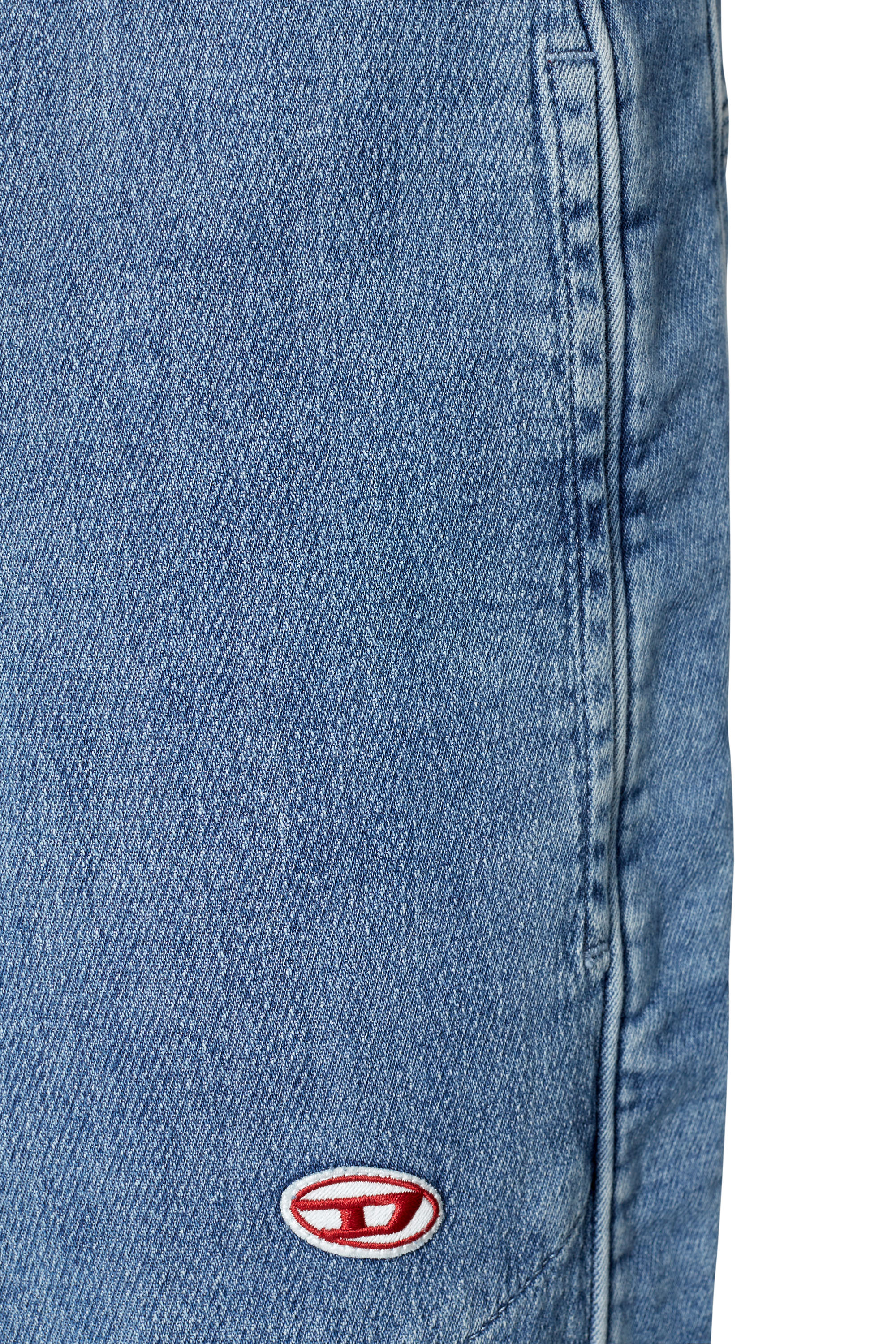 Diesel - Straight D-Martians Track Denim 09D01, Azul Claro - Image 3