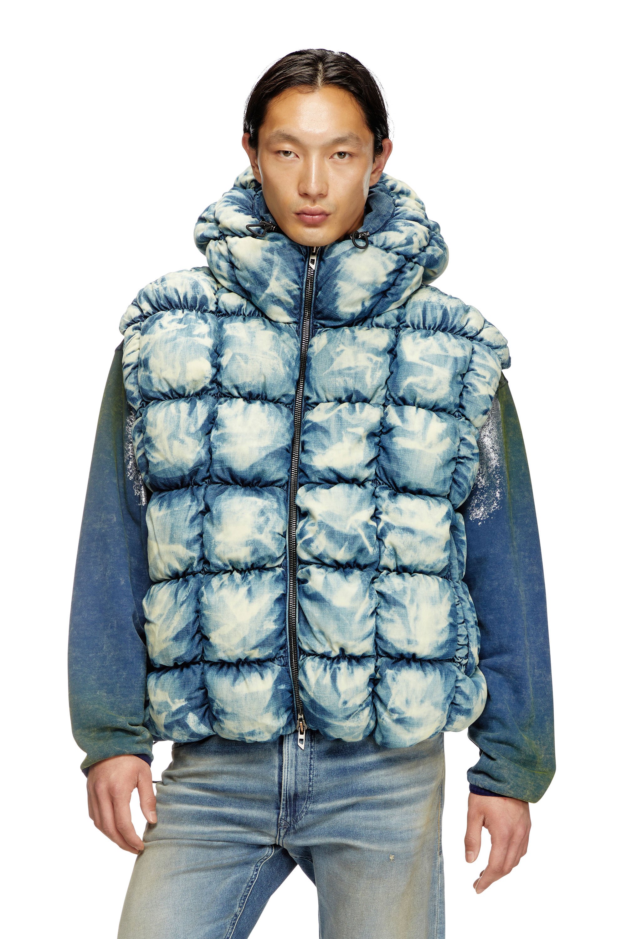 Diesel - W-THYS, Chaleco puffer en denim tie-dye Unisex in Azul marino - 2