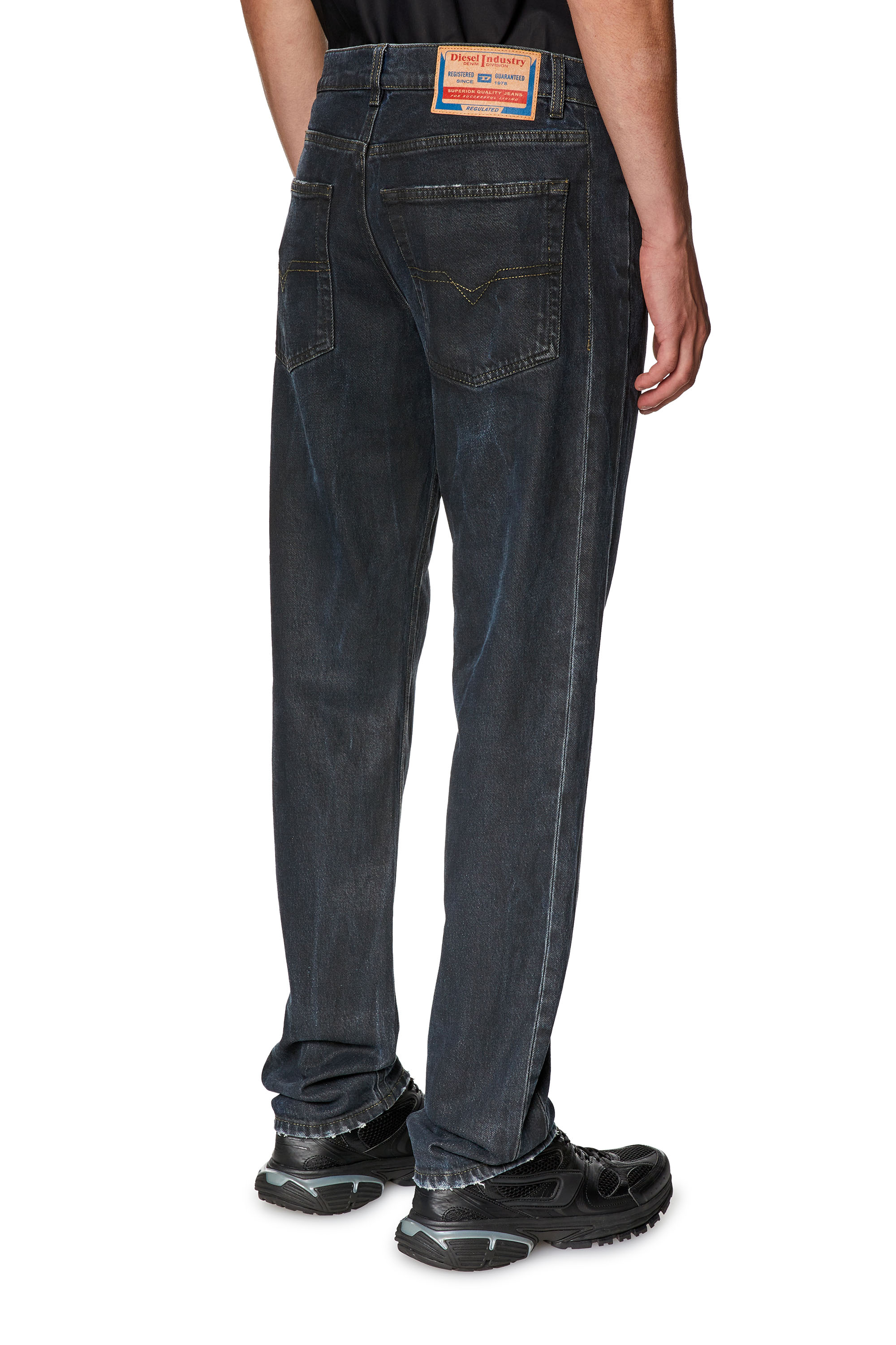 Diesel - Straight Jeans 1995 D-Sark 0HJAU, Negro/Gris oscuro - Image 2