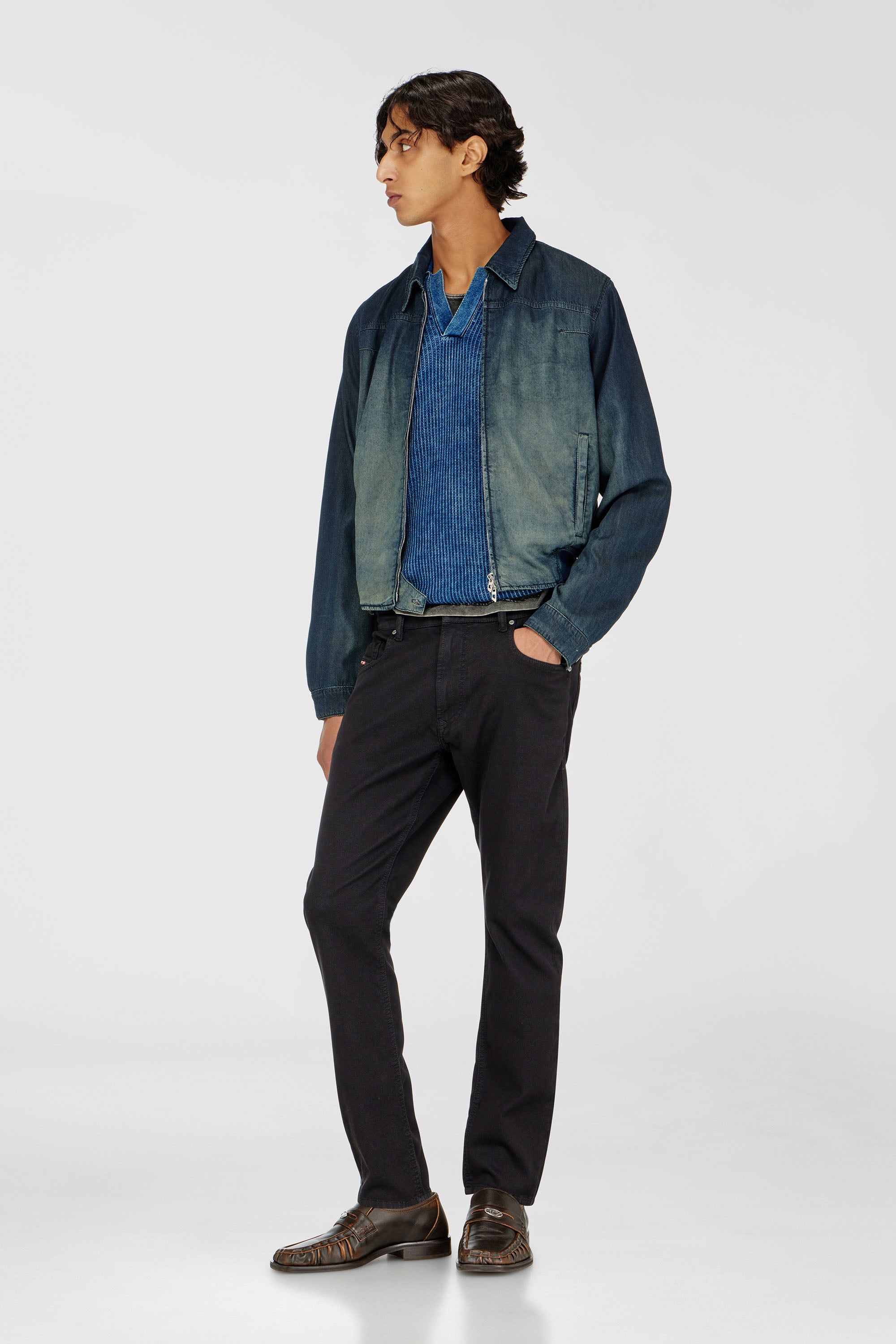 Diesel - Regular 2032 D-Krooley-BW Joggjeans&reg; 068NH Hombre, Negro/Gris oscuro - 2