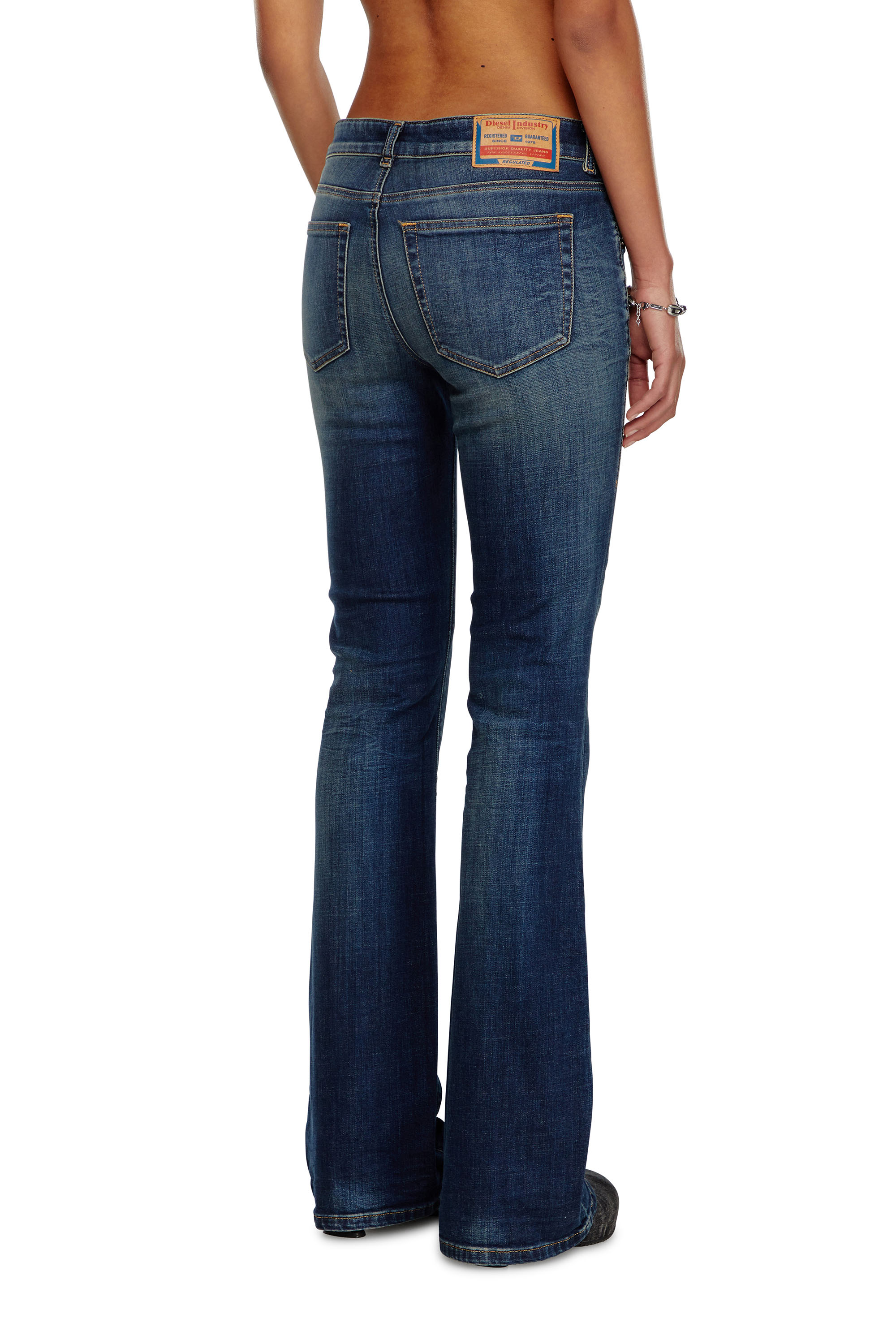 Diesel - Bootcut and Flare Jeans 1969 D-Ebbey 09J20, Mujer Bootcut y Flare Jeans - 1969 D-Ebbey in Azul marino - Image 4