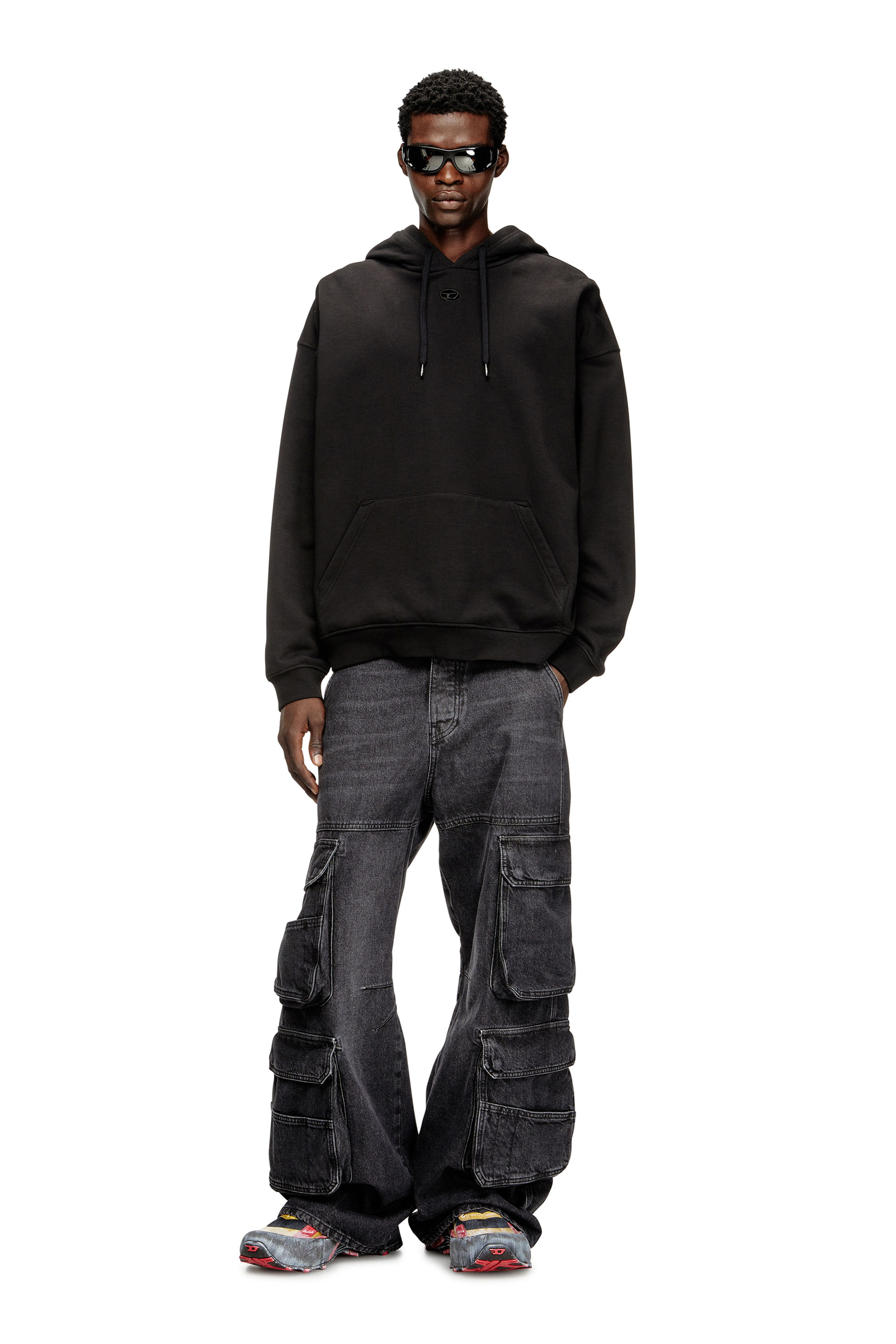 Diesel - S-BOXT-HOOD-DCO, Sudadera de corte relajado con bolsillo canguro Hombre in Negro - 2