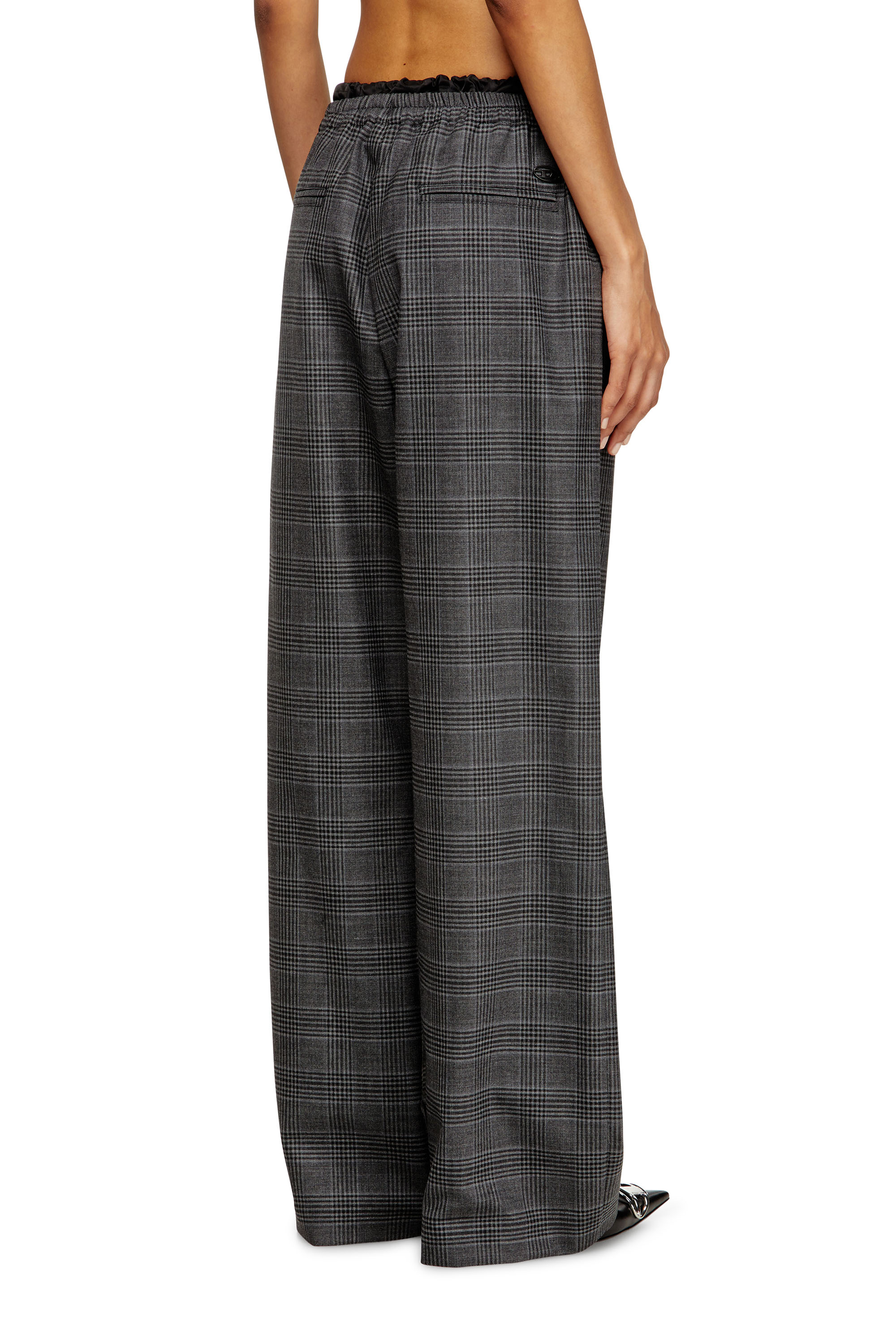 Diesel - P-YRITE, Pantalones de lana con bolsillos de ojal Mujer in Negro - 4