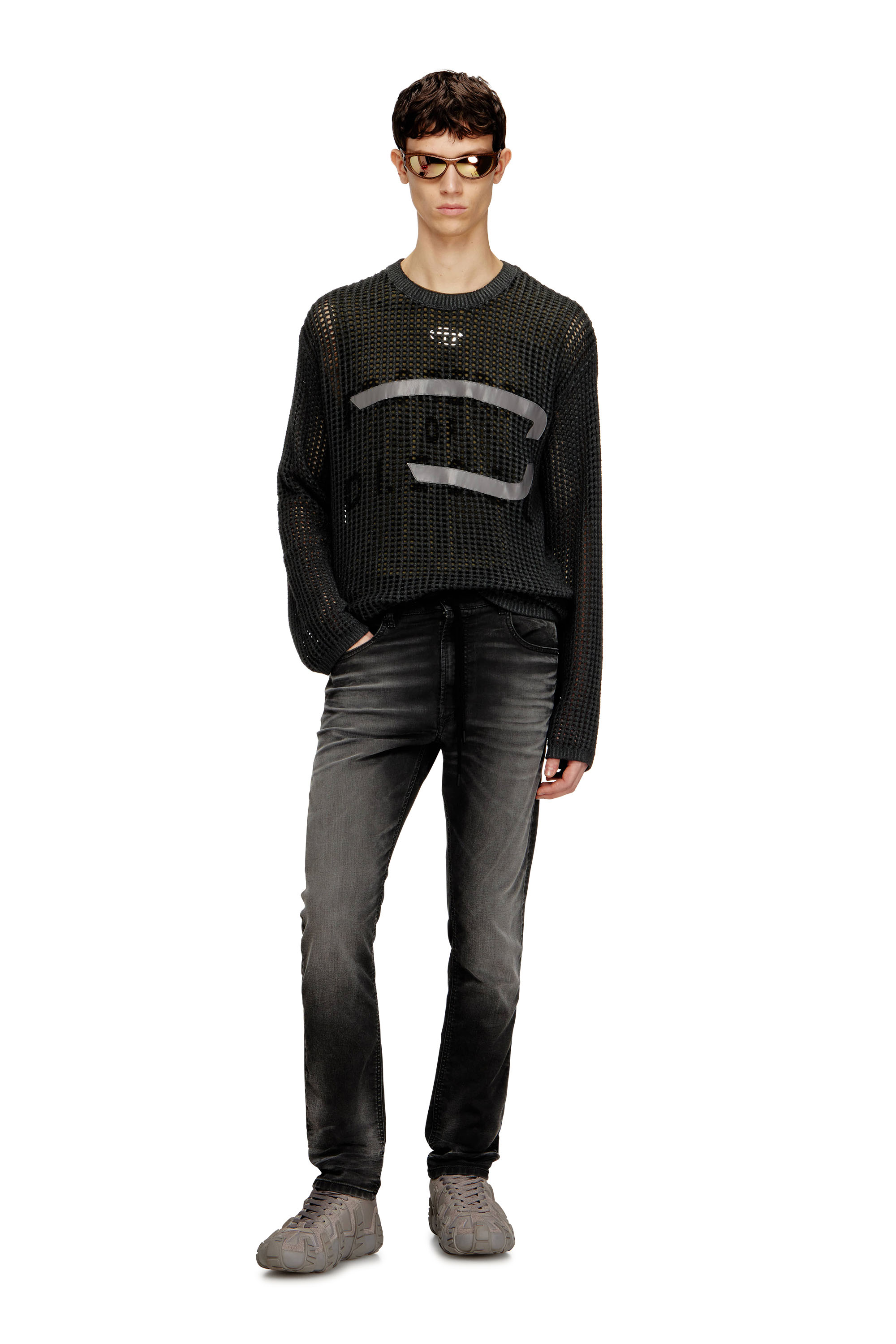 Diesel - Regular 2032 D-Krooley Joggjeans&reg; 068UG Hombre, Negro/Gris oscuro - 2