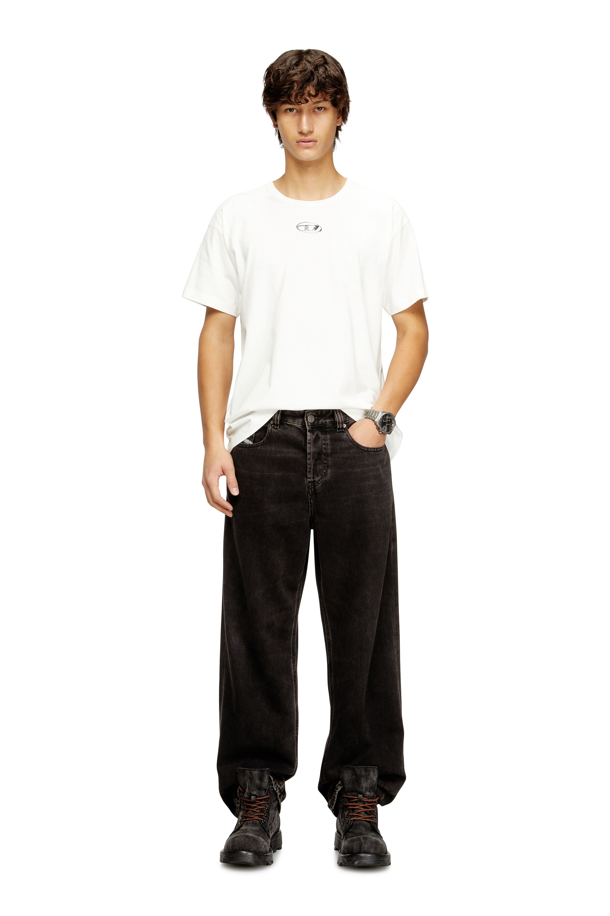 Diesel - T-NORM-IOD, Camiseta ligera de algodón con logotipo Oval D metálico Hombre in ToBeDefined - 2