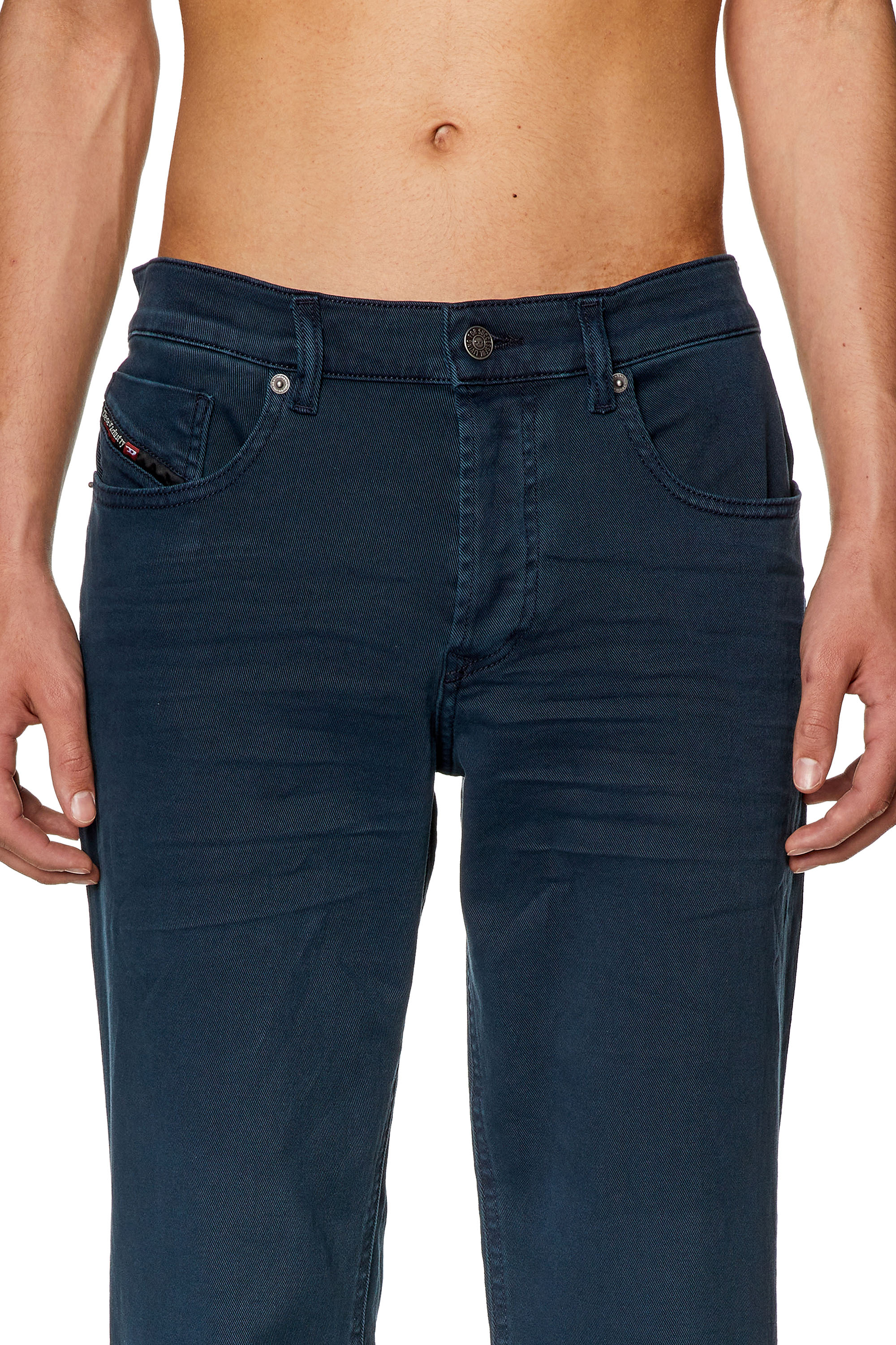 Diesel - Tapered Jeans 2023 D-Finitive 0QWTY, Azul Oscuro - Image 3