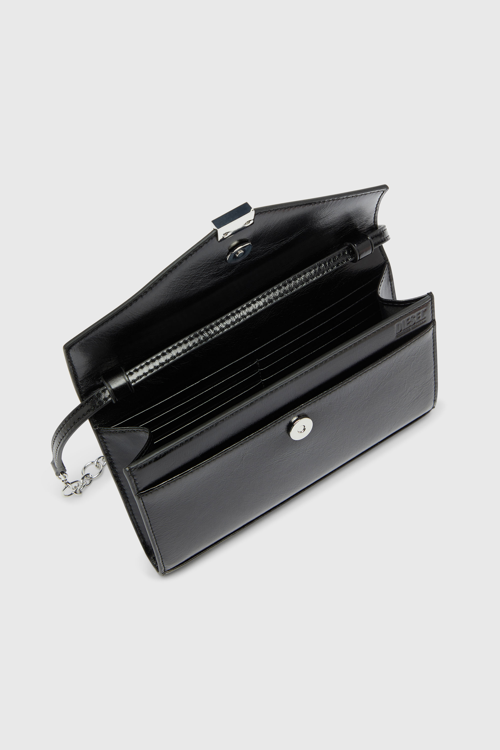 Diesel - D-ENVELOP WALLET ON CHAIN, Cartera de piel brillante arrugada Mujer in Negro - 4