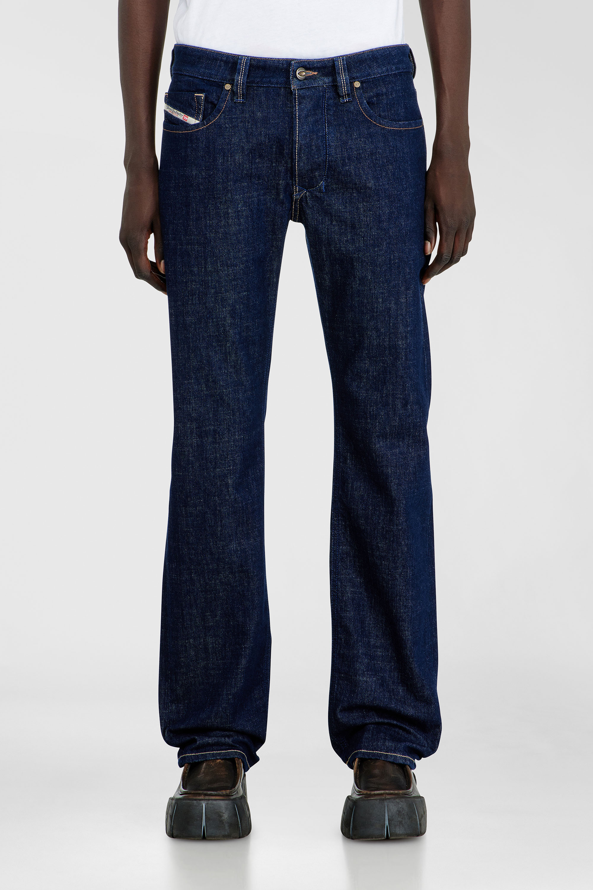 Diesel - Regular Jeans 1985 Larkee 007EQ Hombre, Azul Oscuro - 1
