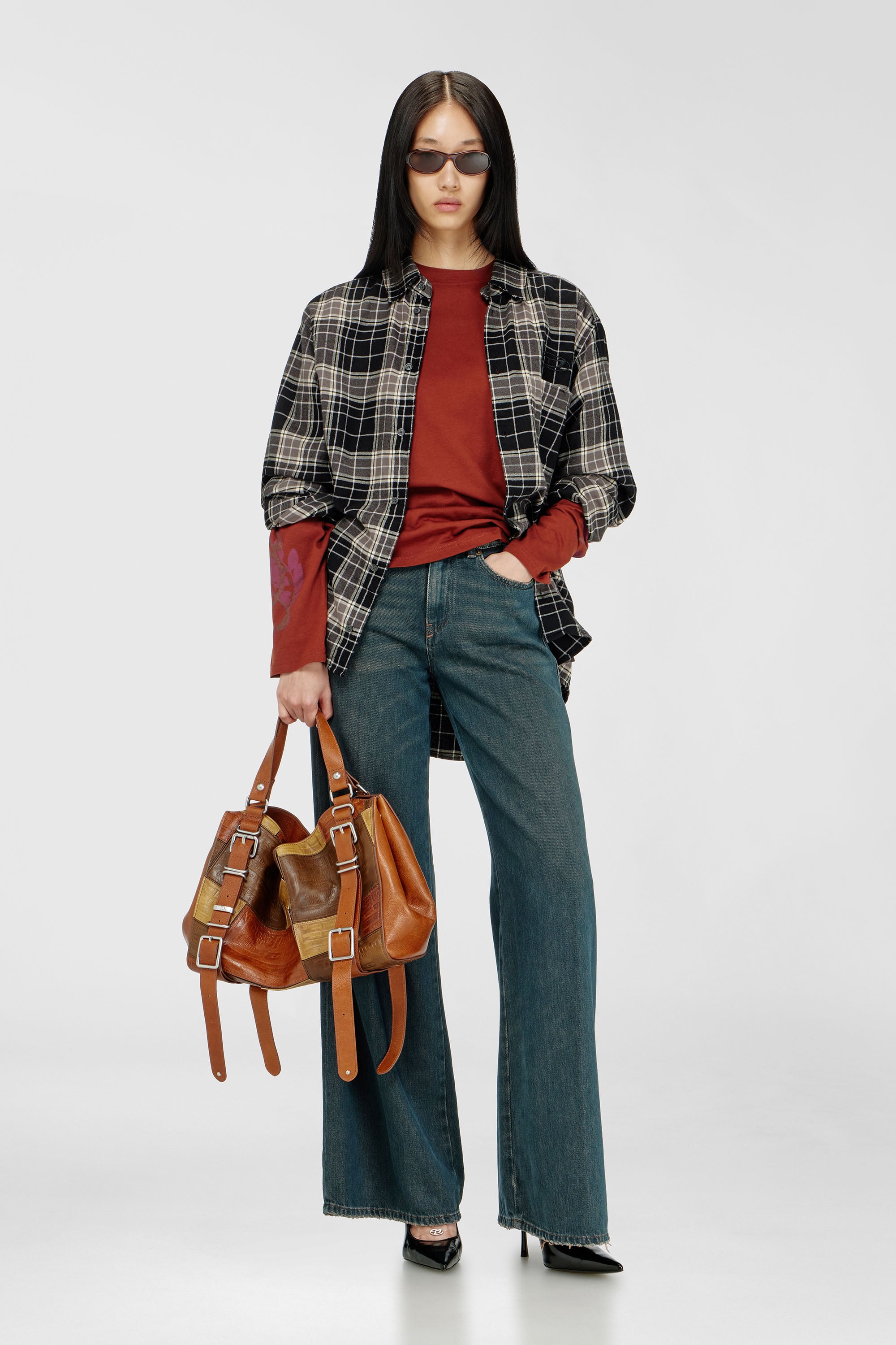 Diesel - D-ONE TOPHANDLE M, D-One-Bolso medium con asa superior de piel patchwork Unisex in Marr&oacute;n - 3